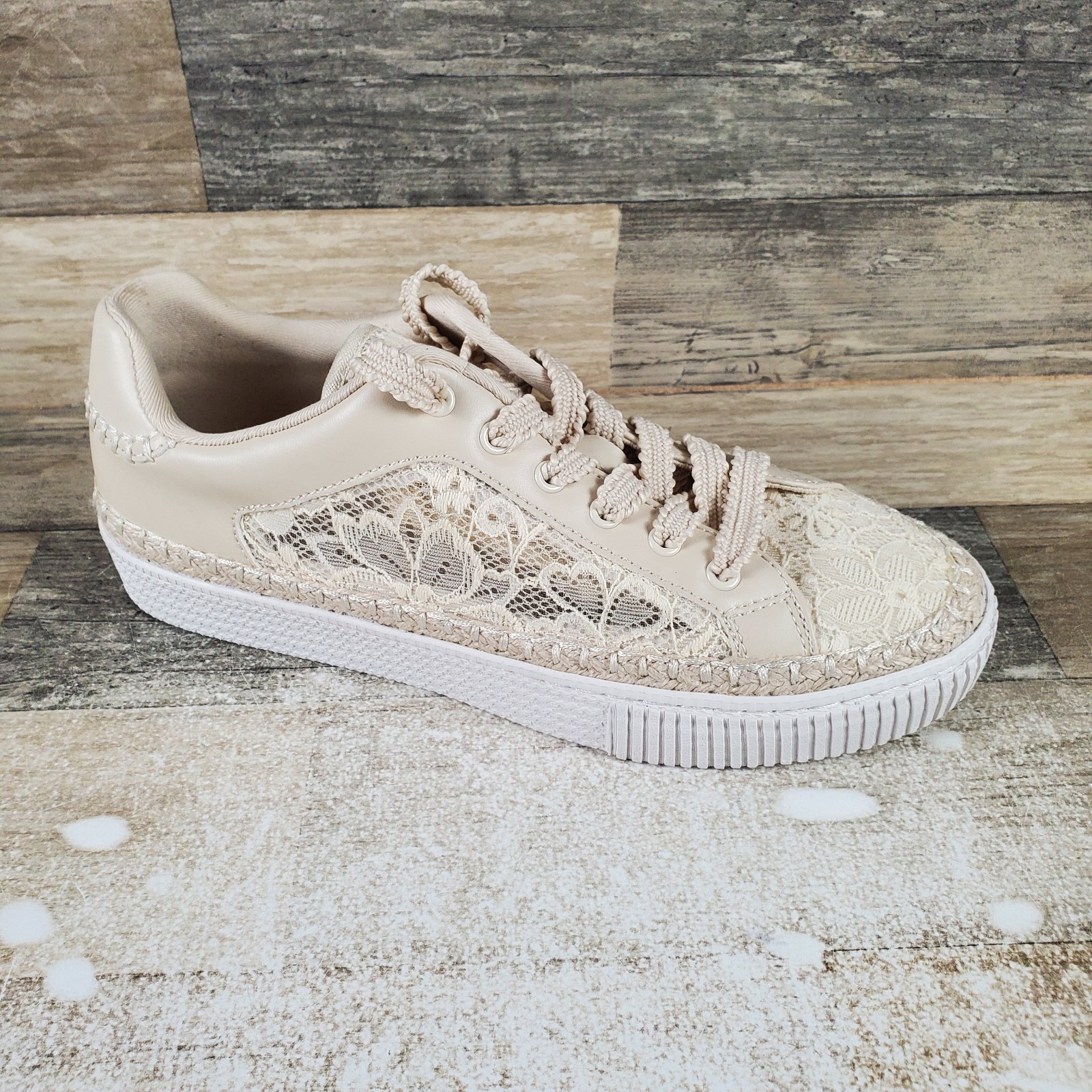Marc Fisher Spryng 2 Womens Shoes Sz 9.5 M Beige Mesh Lace Up Round Toe Sneakers