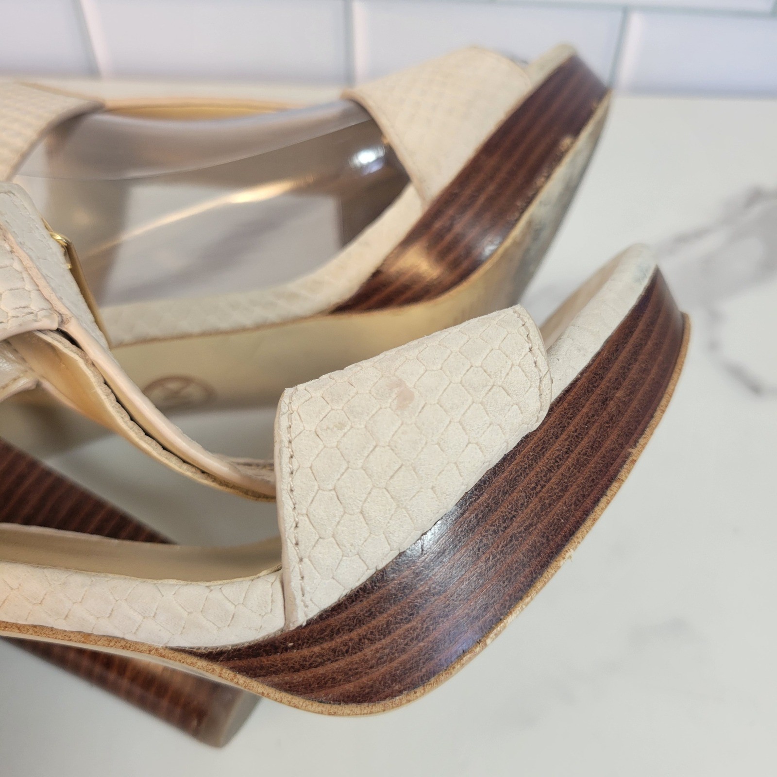 MICHAEL Michael Kors Berkley Lock Leather Platform Sandals Taupe Heels Size 7