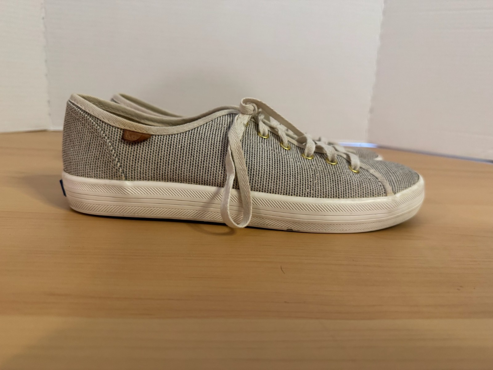 Keds Jump Kick Life Style Walking Casual and Fashion Sneakers Women’s Size 7