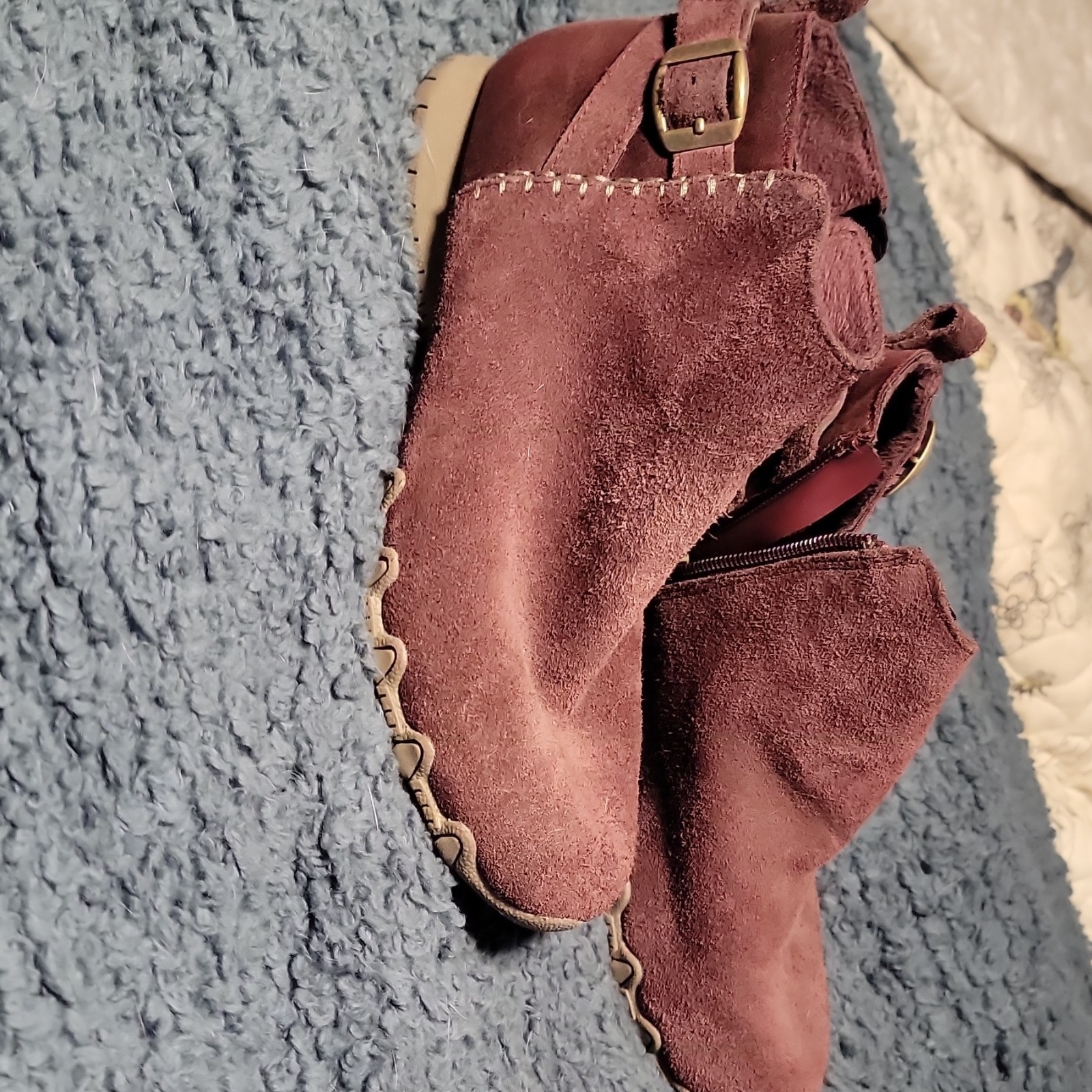 SKECHERS Women’s Burgundy Suede Leather Ankle Bootie Zip Buckle Round Toe 9