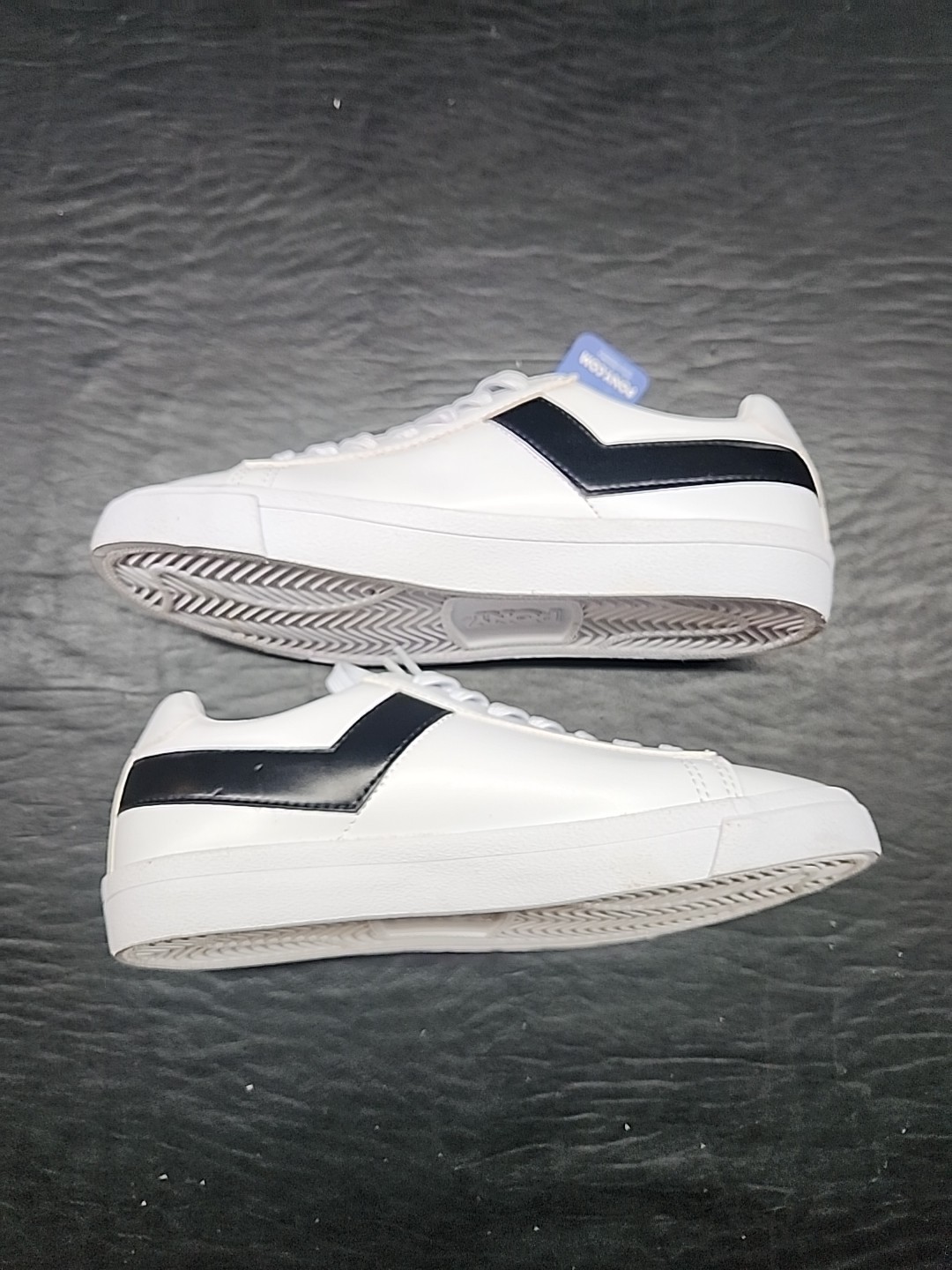 PONY Women’s Size 7 Top Star Low Top Core Chevron Retro Shoes White/Black. NoBox