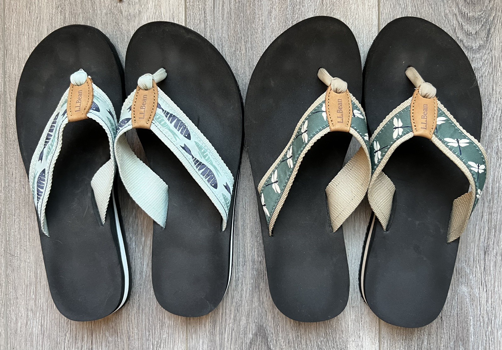 So much fun!! Two pairs LL Bean 9M Women’s Flip Flops-Woodblock Fish & Dragonfly