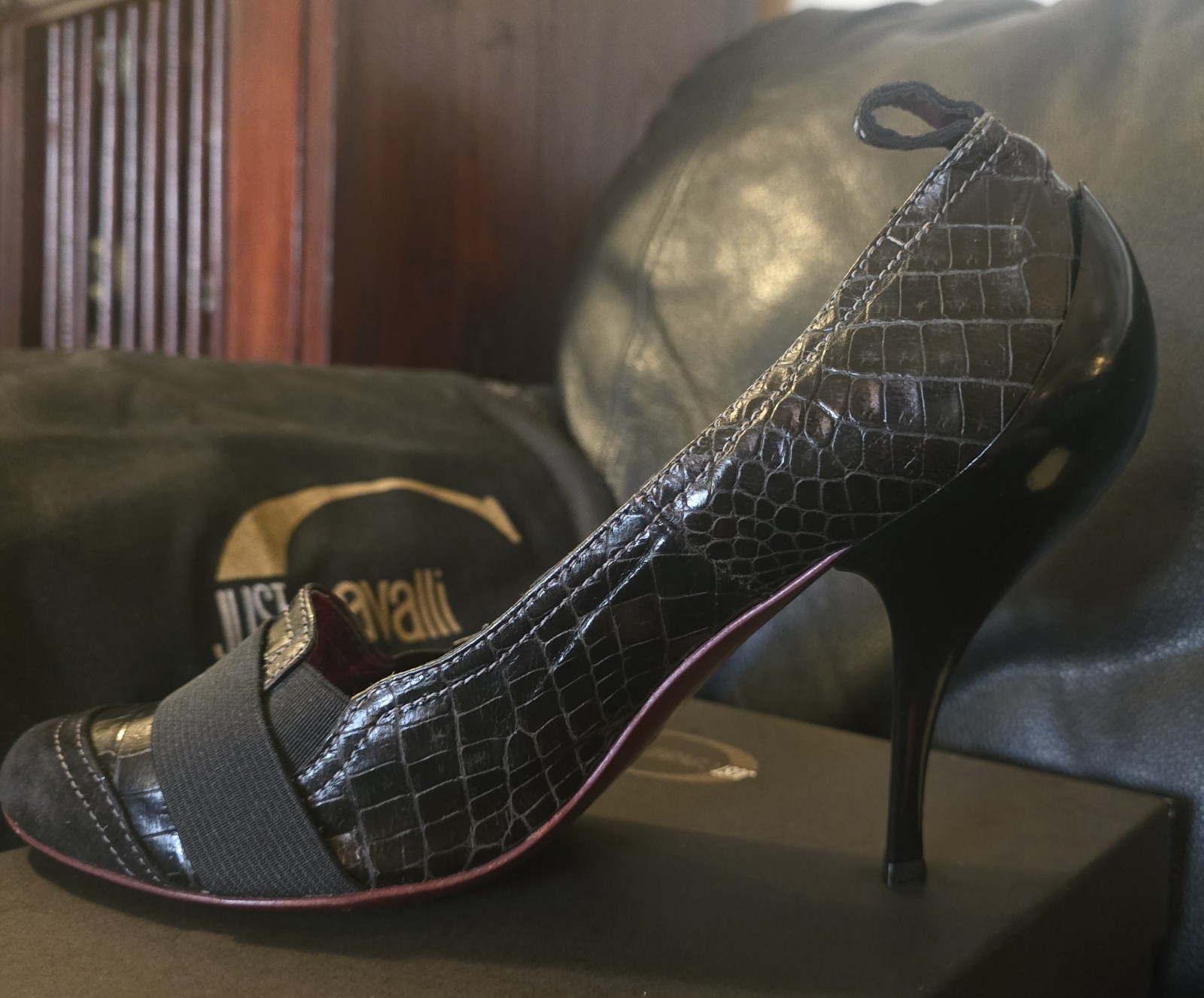 Roberto Cavalli «Just Cavalli» Black Croc Embossed Leather Pumps w/Suede Toe 39