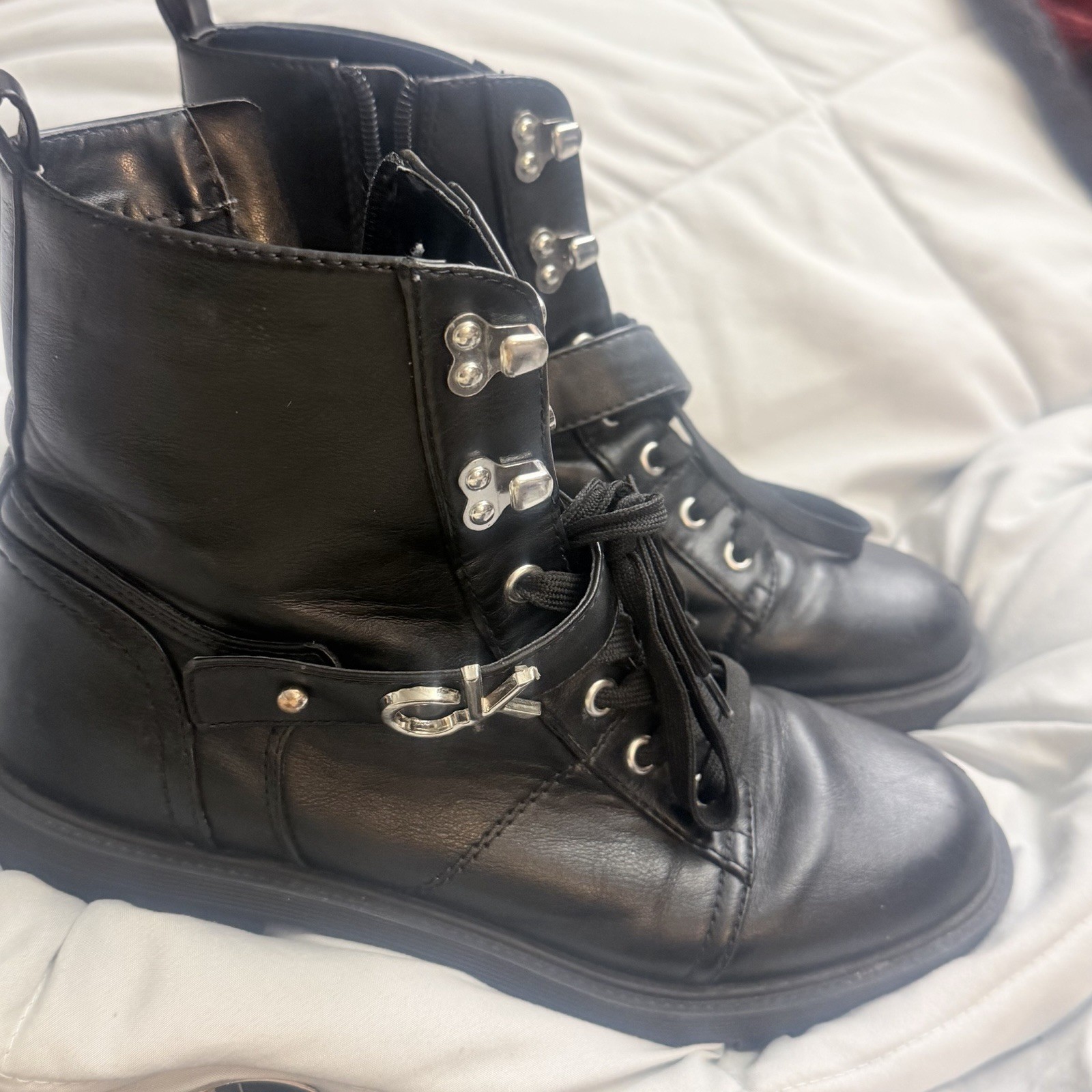 Calvin Klein Women’s Black Leather Combat Boots Size 8.5 Lace Up Logo Strap