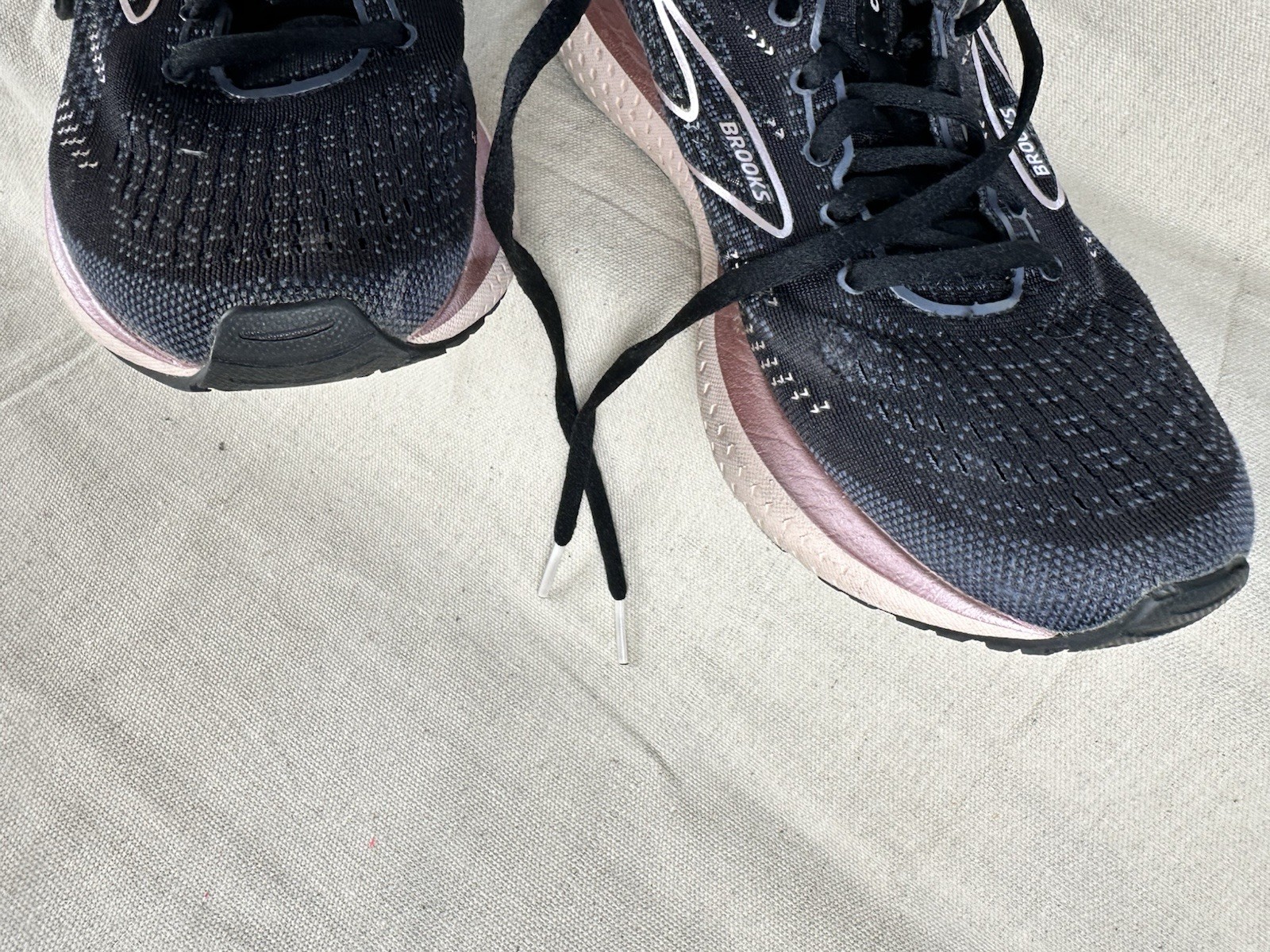 Brooks Glycerin GTS 19 Women’s Running Shoes Black/Pink, Size 8.5
