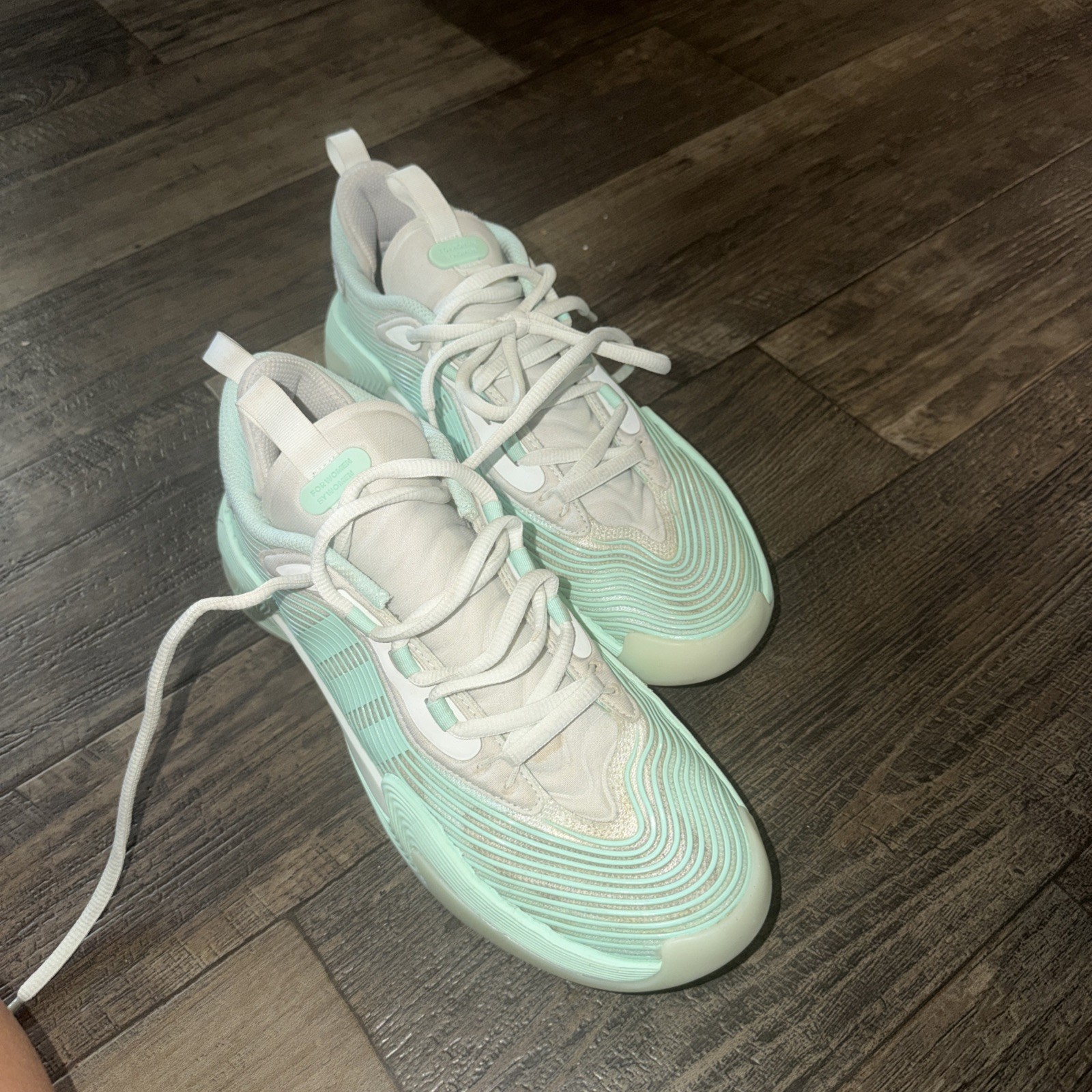 Adidas Exhibit Select 2.0 Pro Women’s Size 8.5