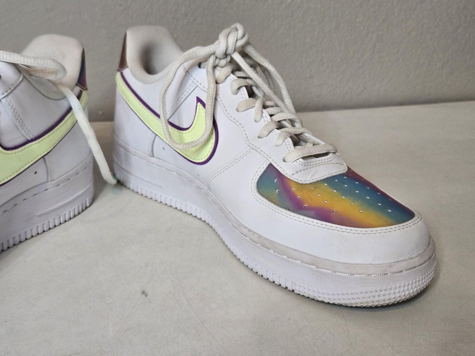 Nike Air Force 1 Low Top Easter Sneakers Shoes CWO367-100 Size 10 No Box