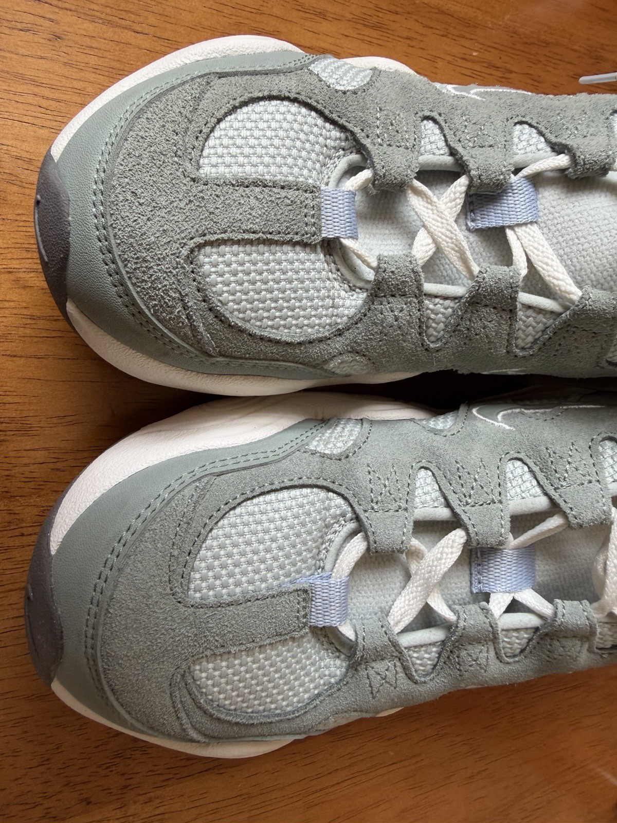 Nike Tech Hera Women’s Size 8.5 Mica Green