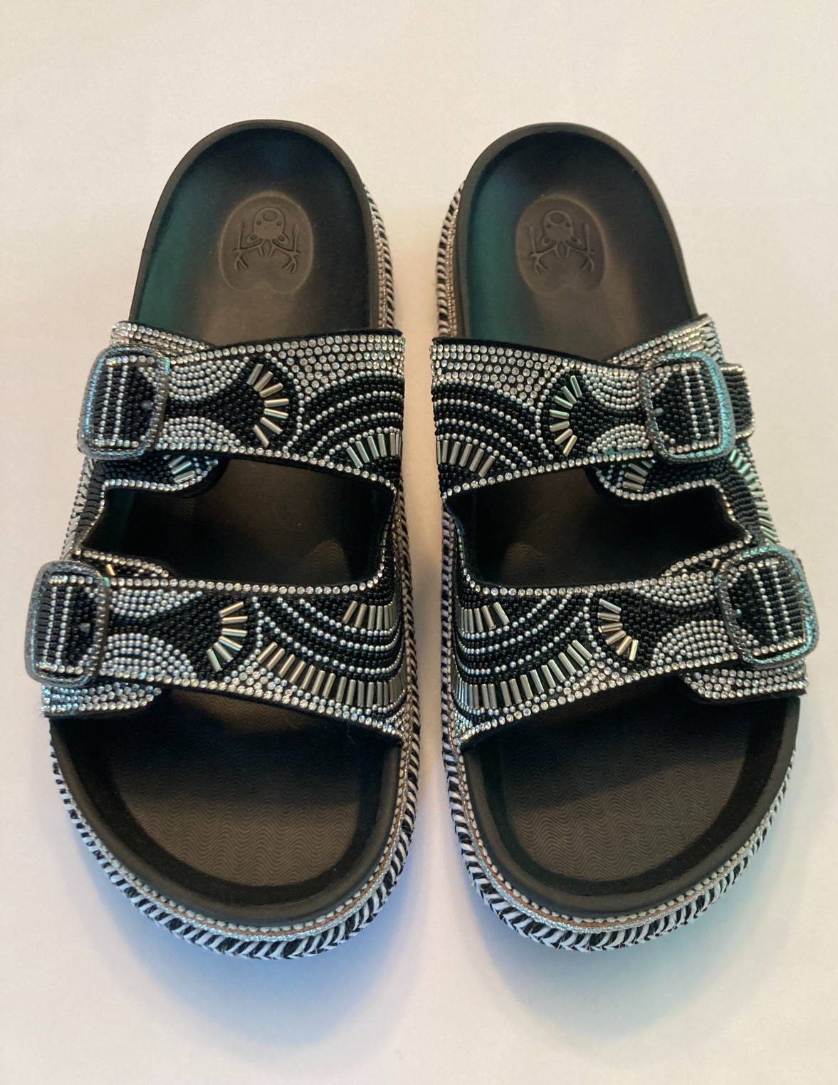 Kuailu Beaded/Rhinestone Embellished Black/Silver Sandals Women’s Size 11