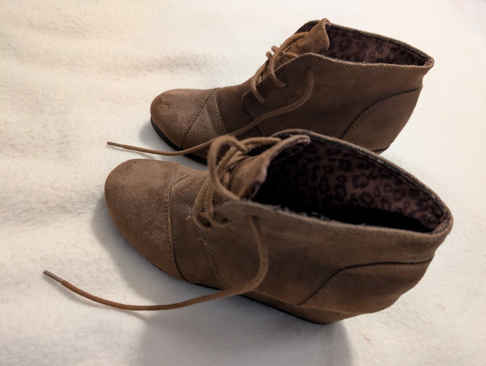 Brown Chunky Booties Y2K Platform Lace Up Solid Print Women’s Size 6
