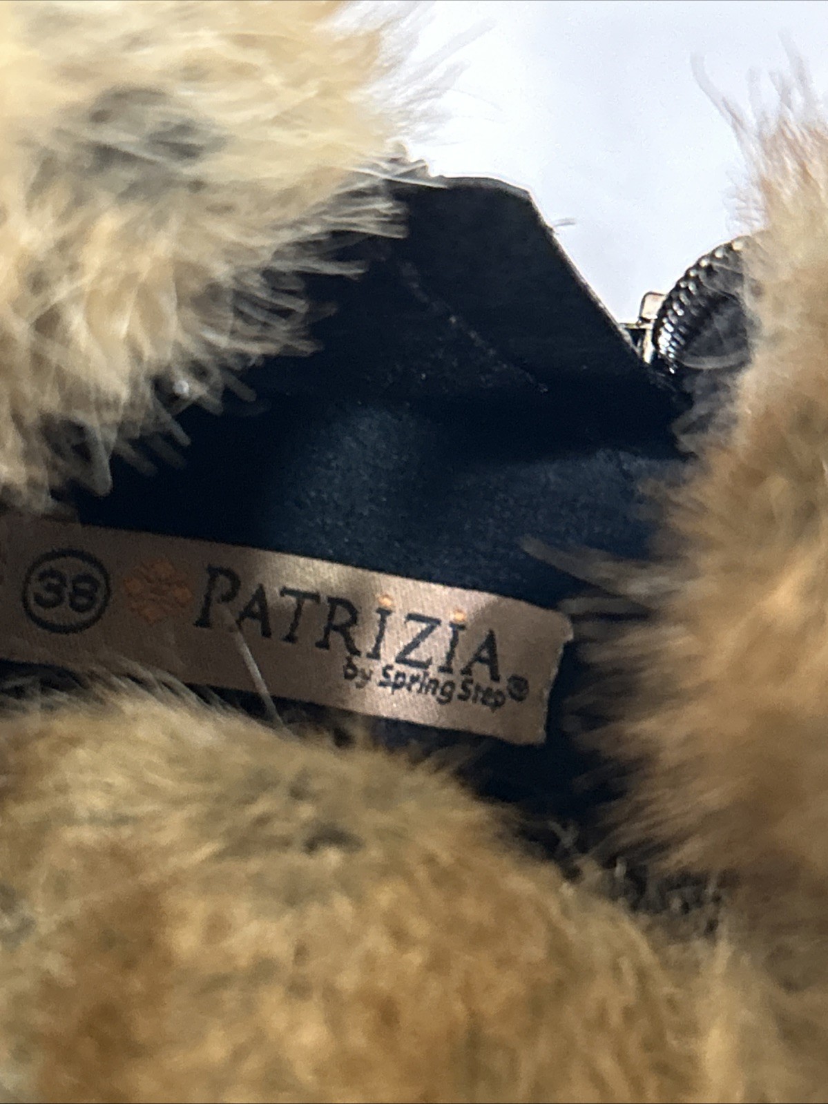 Patrizia by Spring Step Saige Boots Size 38 Black Faux Fur Lined Leather Zip