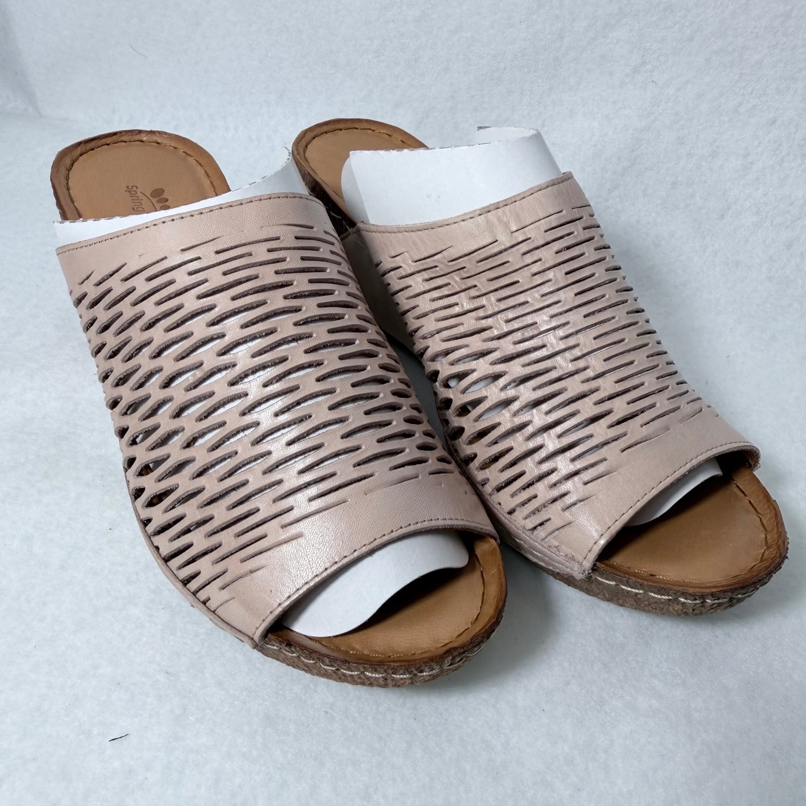 Spring Step Cunacena Light Pink Leather Laser Cut Wedge Sandals Womens Sz 9
