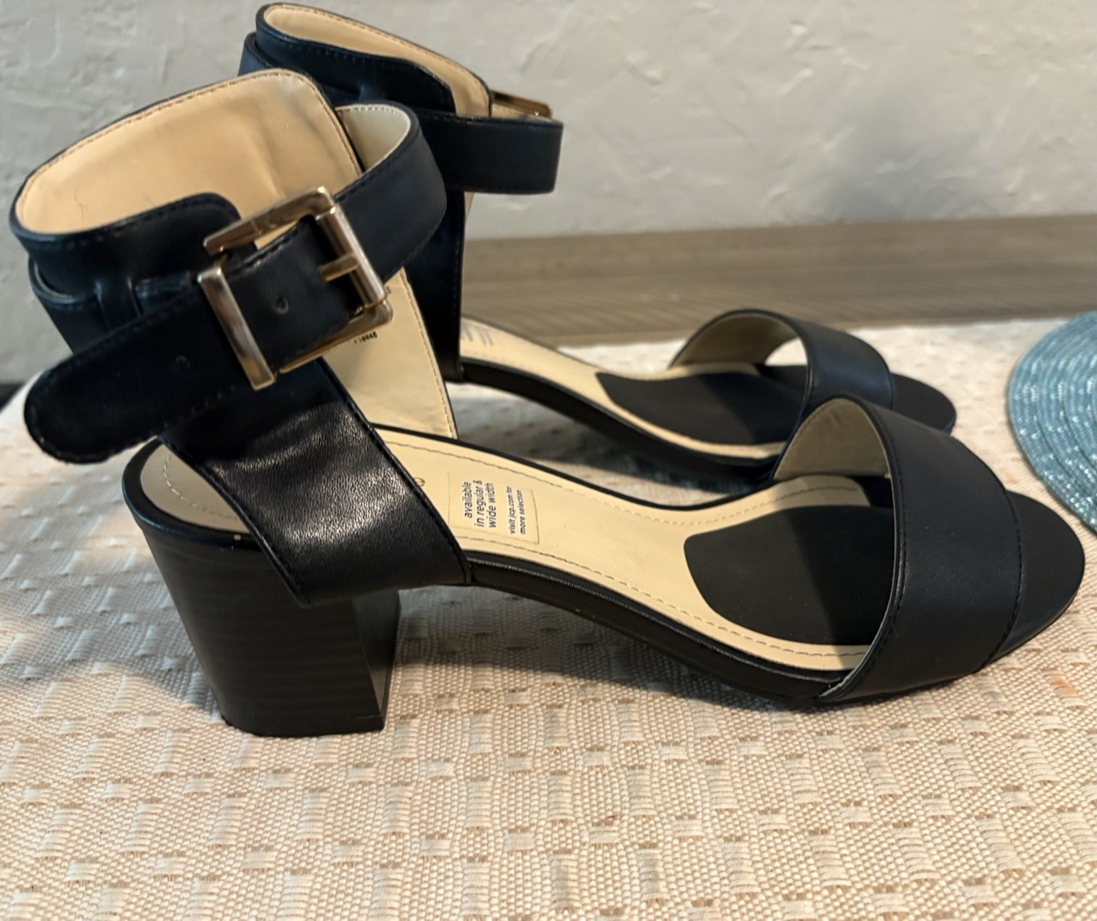 Liz Claiborne Eclipse Black Open Toe Ankle Strap Pump Size 9.5W – O25-2110