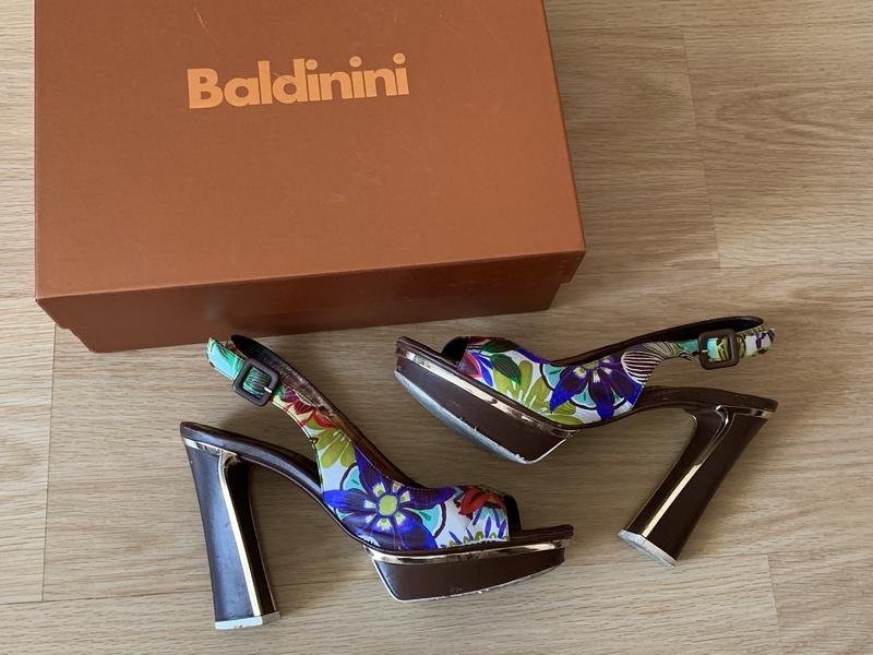 Women Baldinini heels multicolor leather 39