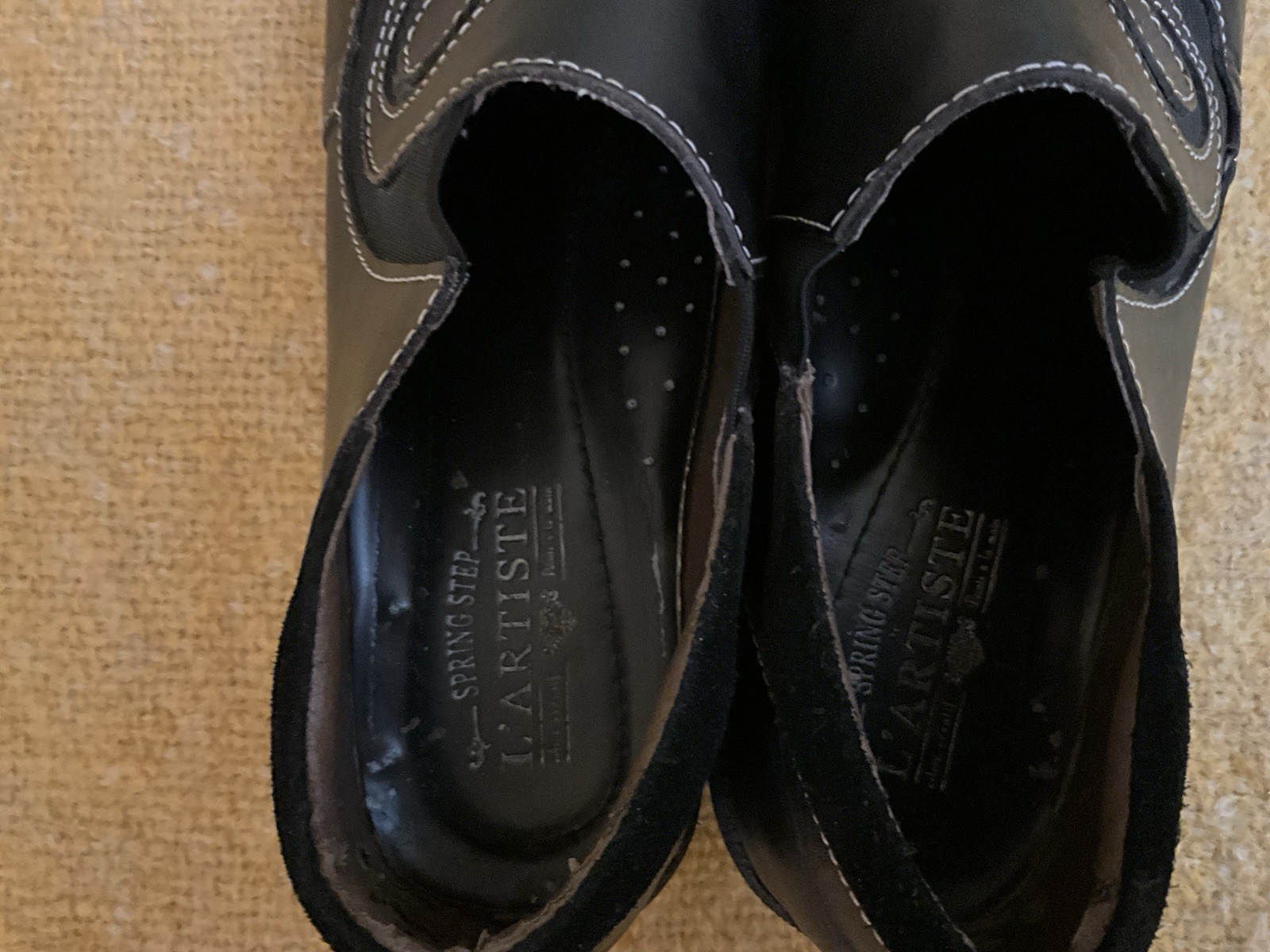 L’Artiste by Spring Step Black Vanessa embroidery slip on shoes – size 40 / W 9
