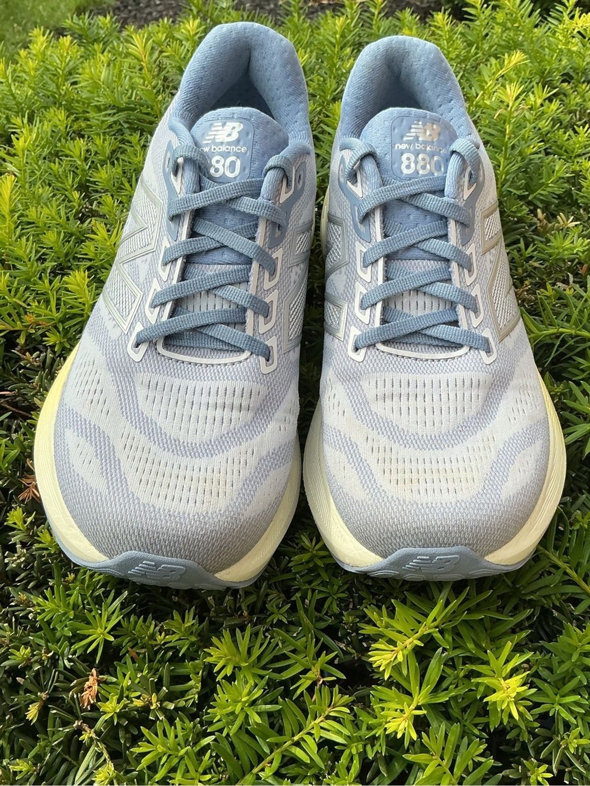 New Balance Fresh Foam X 880 v15 Running Shoes Grey Blue Women’s 9.5 / Men’s 8