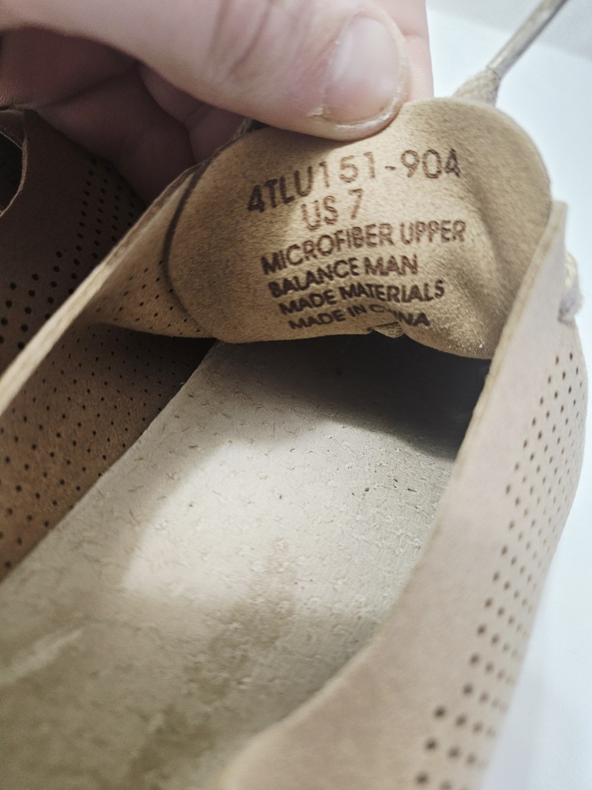 Frogg Toggs Women’s Beige Traveler’s Slip On Shoe Sz 7