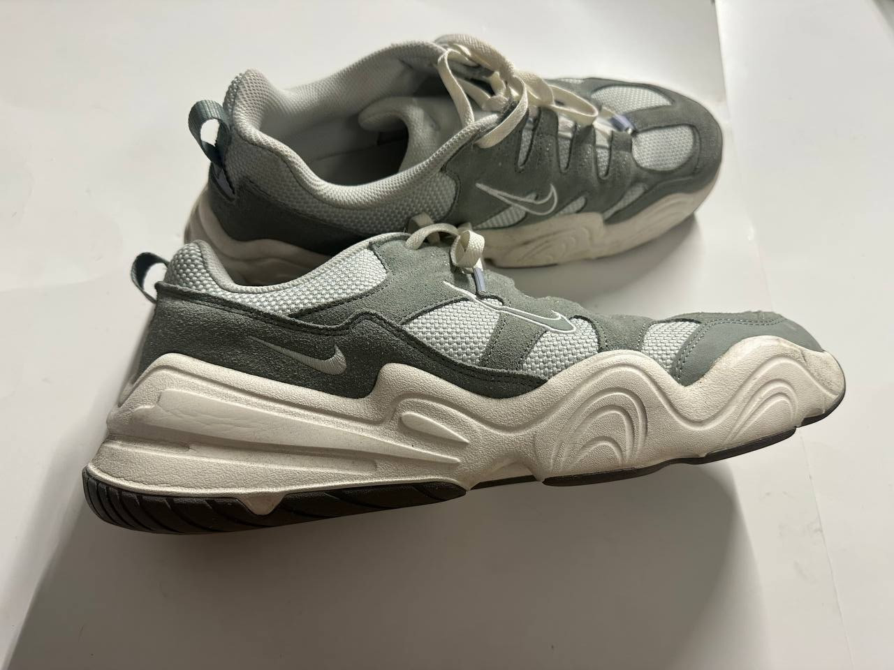 Size 14 – Nike Tech Hera Mica Green M