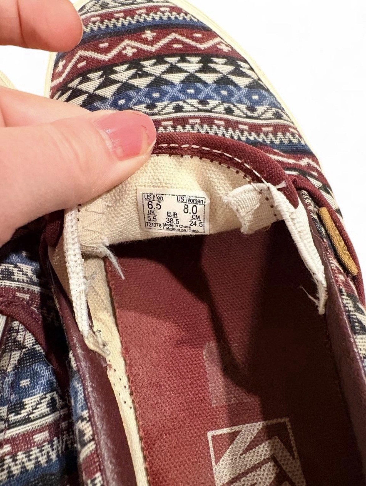 Vans Slip-On Canvas Blanket Weave Geometric Slip-On Women’s 8 Men’s 6 EU 38.5
