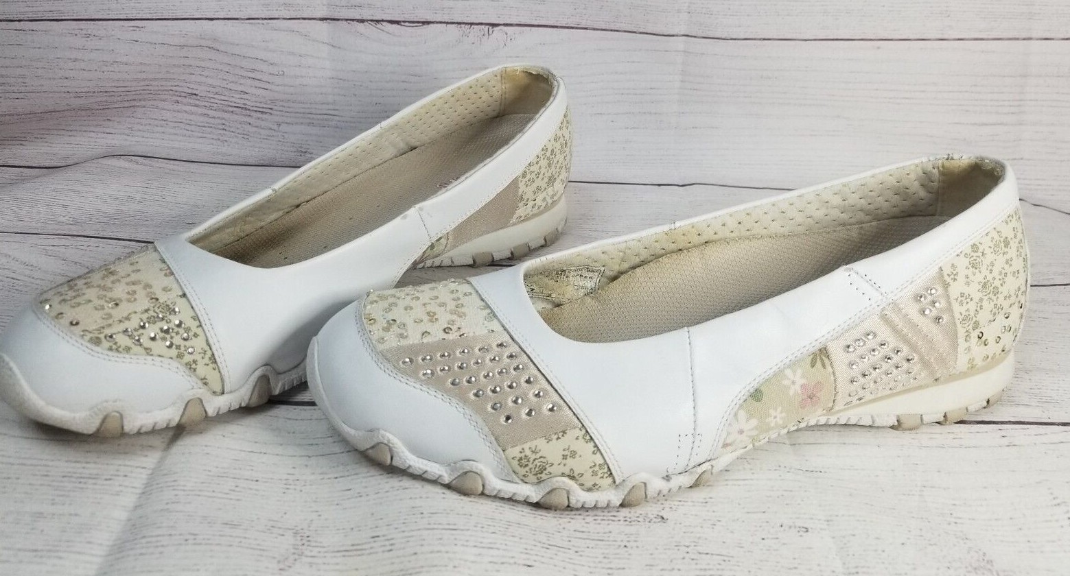 Skechers Womens 10 Floral Patchwork White Leather Textile Sequins Beige Floral