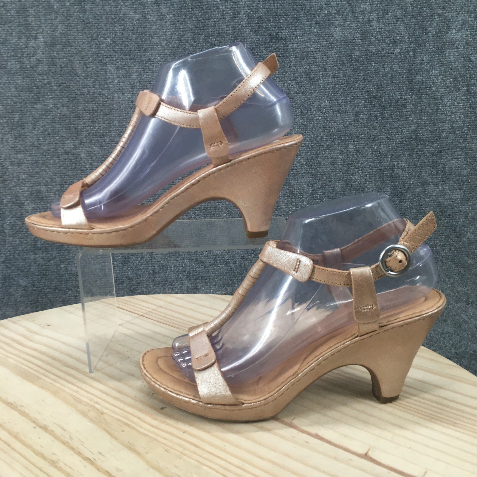 Born Crown Sandals Womens 8 M Ankle Strap Pink Leather Casual Cone Heels W41513