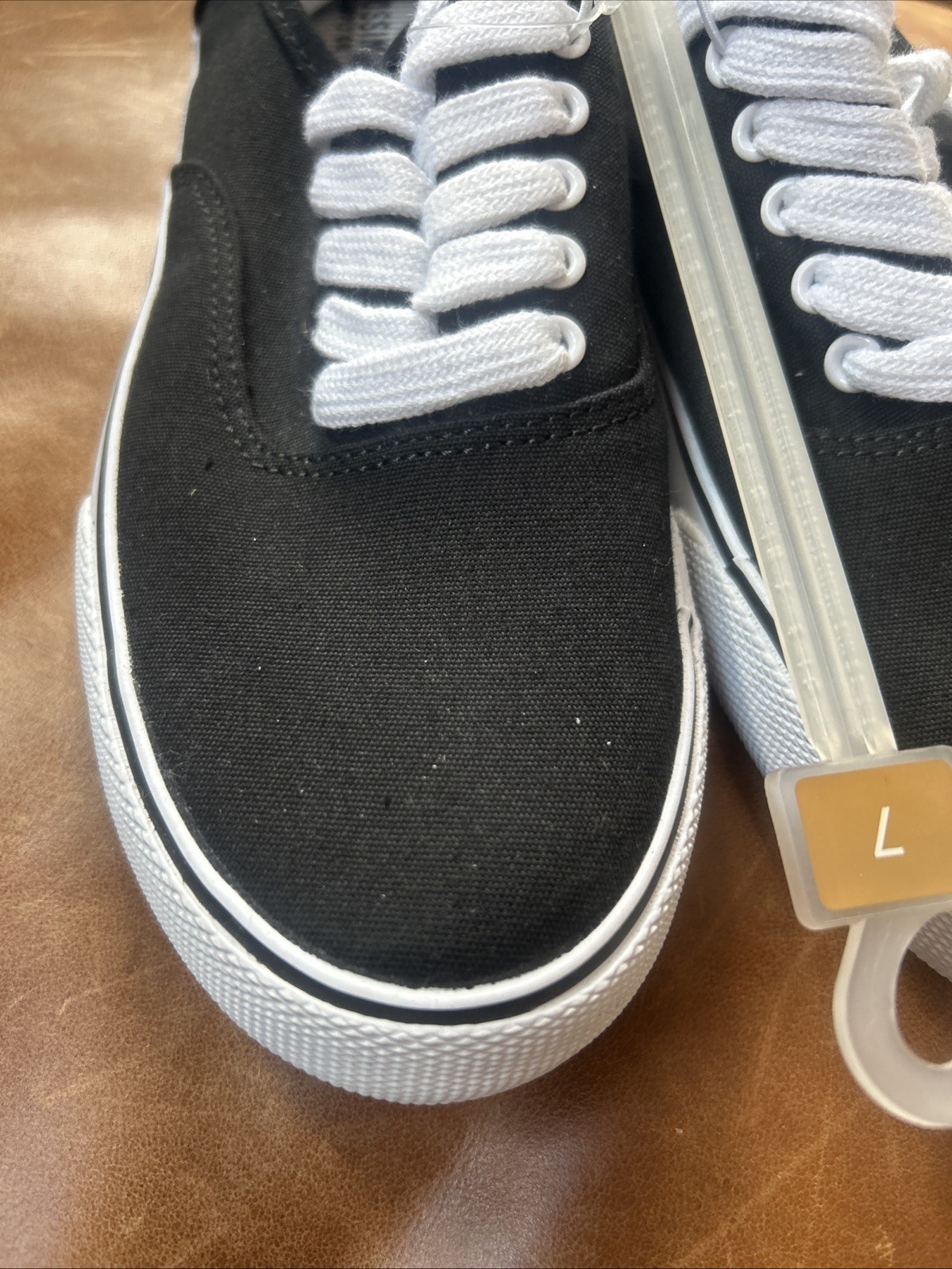 NEW Mossimo Supply Co. Womens Black Classic Canvas Sneakers Sz 7 Quick Ship-Pics