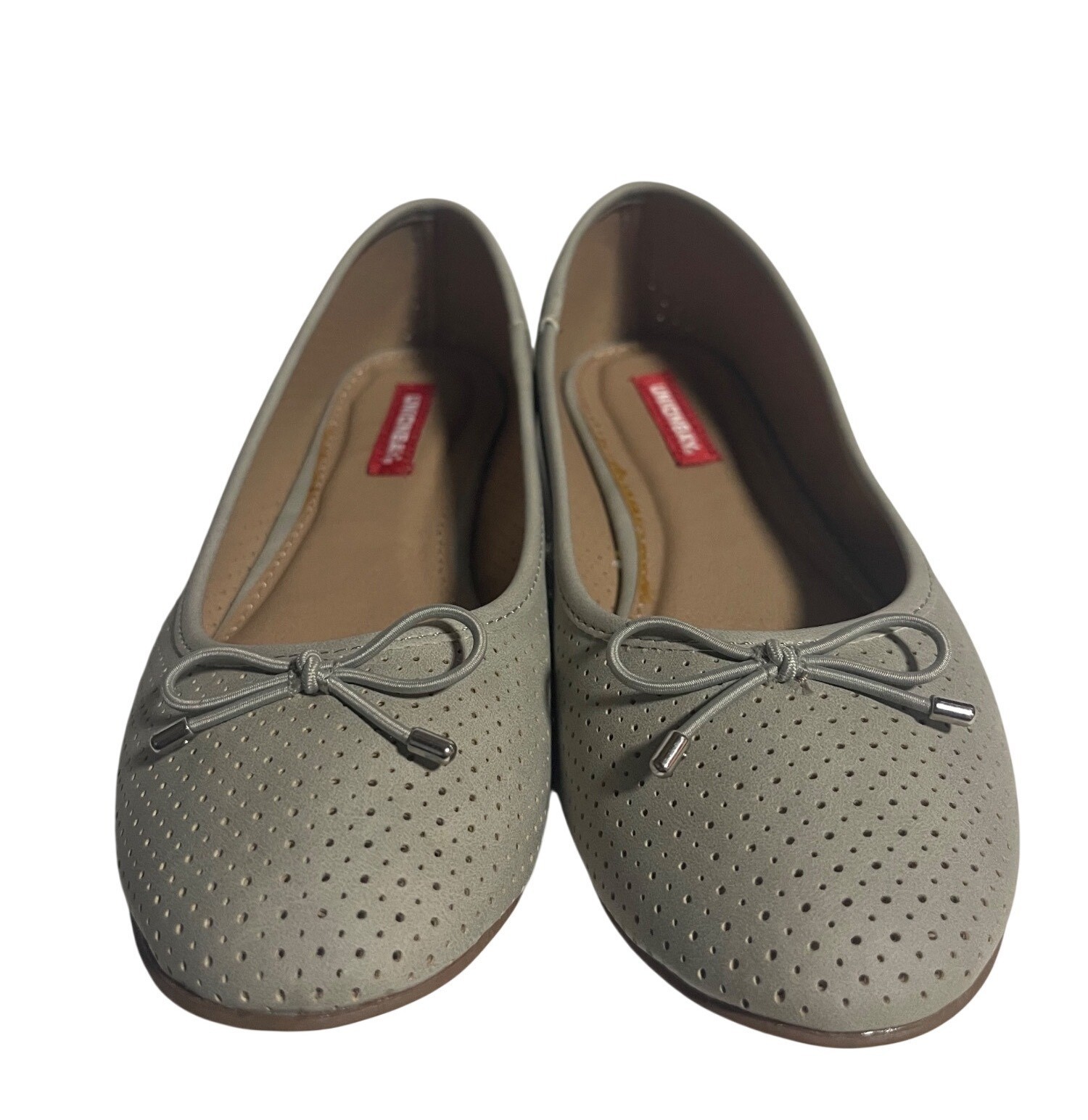Unionbay Womens Tabitha Grey Perforated Ballet Flats Size 6.5 M Business Casual