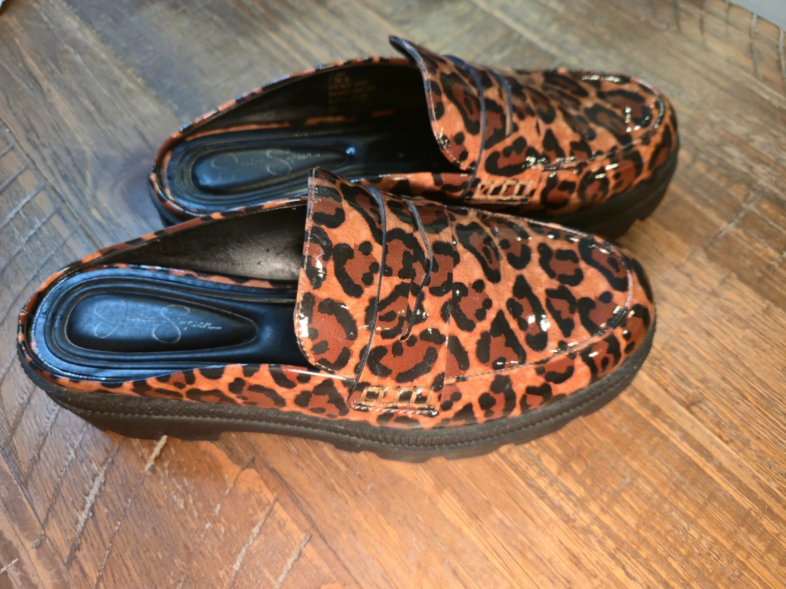 Jessica Simpson Uma Leopard Patent Platform Loafer Mules Chunky Lug Sole Sz 7.5M
