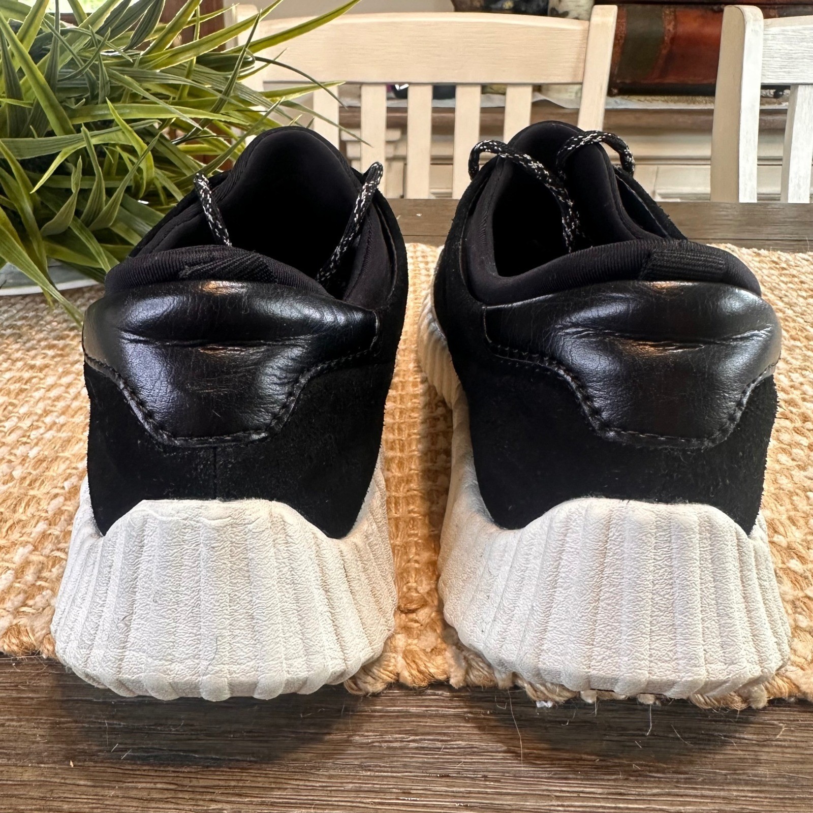 Johnston & Murphy XC4 Waterproof Sneakers Women’s Size 8M Black Comfort Shoes 8M