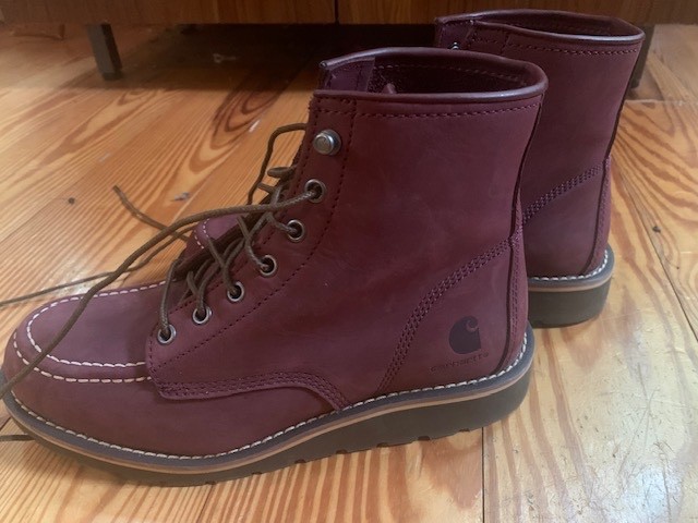 Women’s Carhartt work boots
