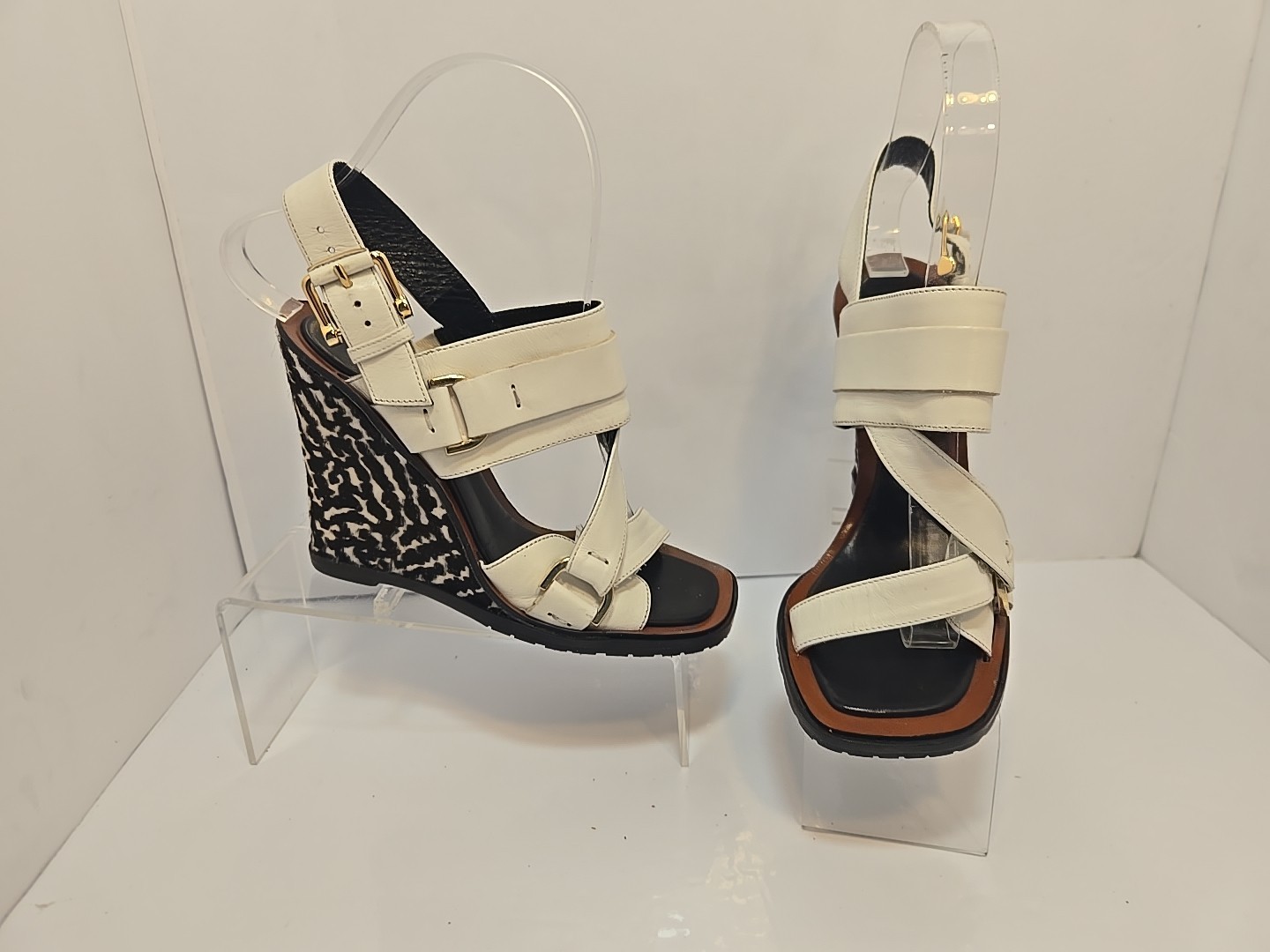 Derek Lam Women’ s White Leather Platform Pony Hair Wedge Sandals US 5 B ltaly