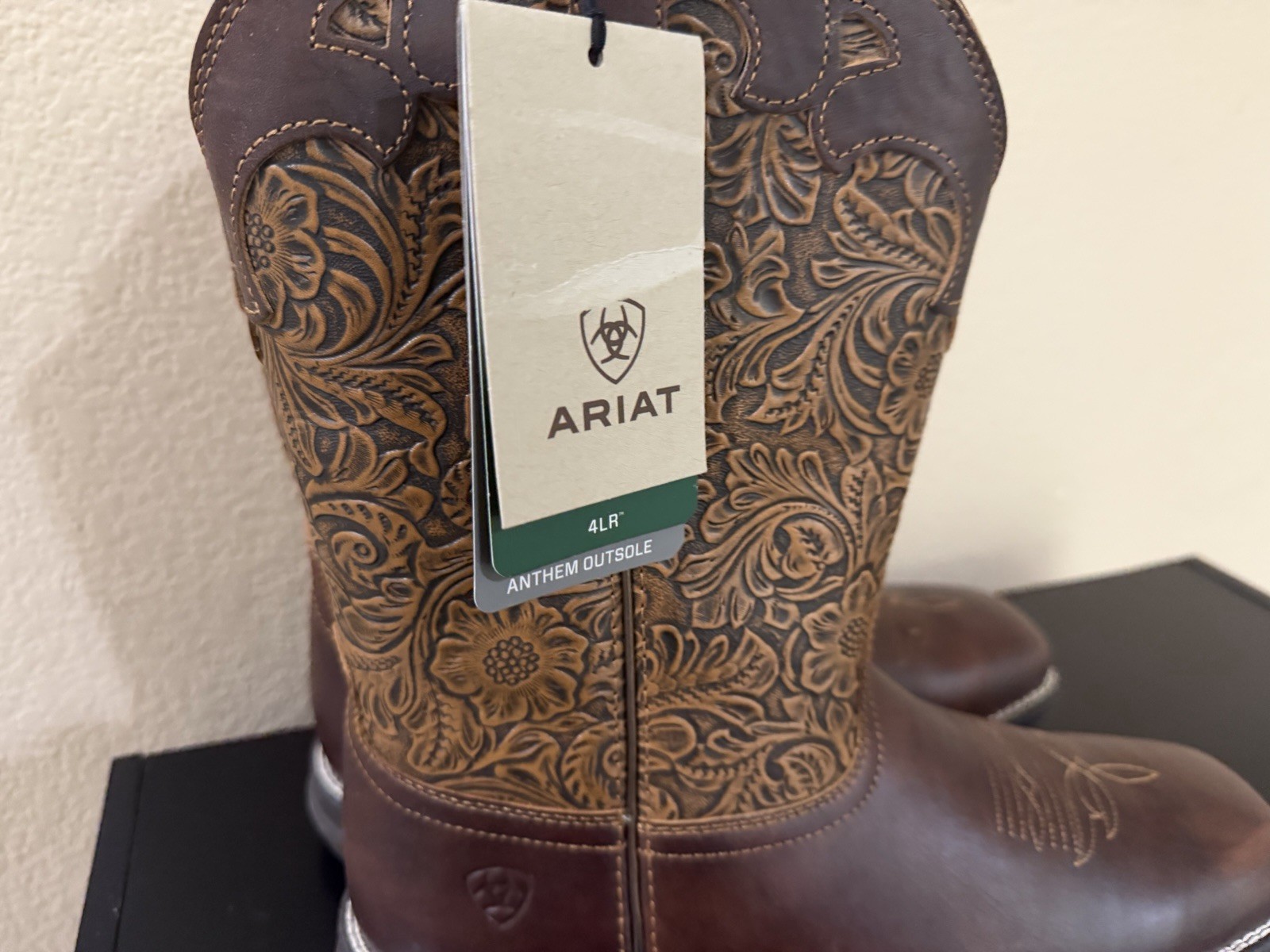 NeW Ariat Womens Anthem Savanna Square Toe Cowboy Boots Size 11 B Embossed $150