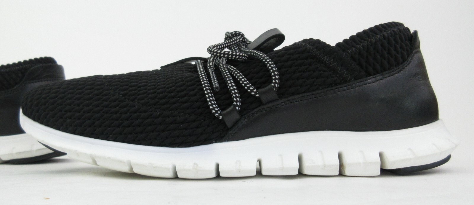 Cole Haan ZeroGrand Quilted Casual Sneakers Black Stretch Textile/Leather Sz 8
