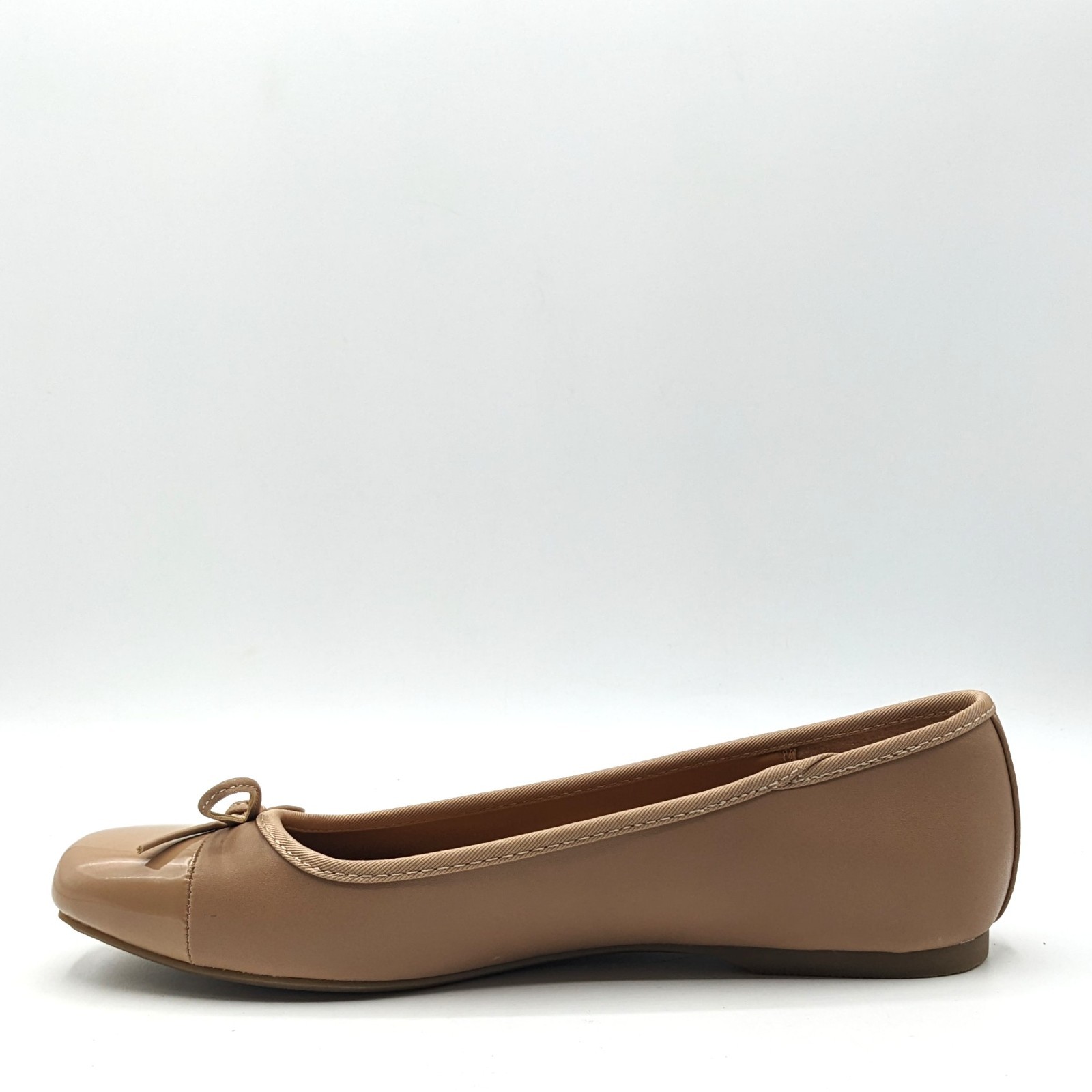 dv by Dolce Vita “Moxy” Classic Office Shoe Cushioned Ballet Flat (Café) NEW