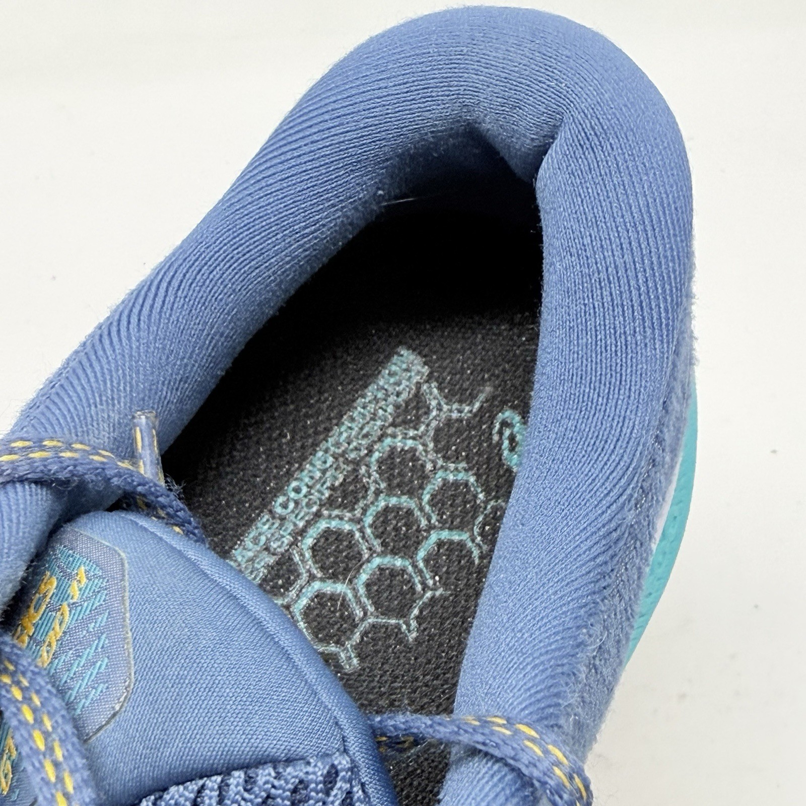 Asics GT-2000 11 Shoes Womens 10 Blue Yellow Mesh Running Sneakers Trainers