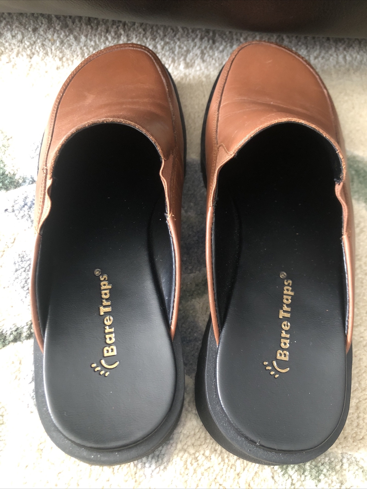 BARE TRAPS “Vision” Womens Brown Mules NEW Mismatched Sizes 7M Left 8M Right