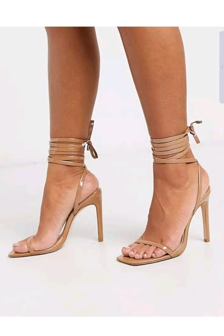 US 9 ❤️ From Brazil 🇧🇷 Steve Madden Women’s Lace up Heel 4.5” Sandals Beige
