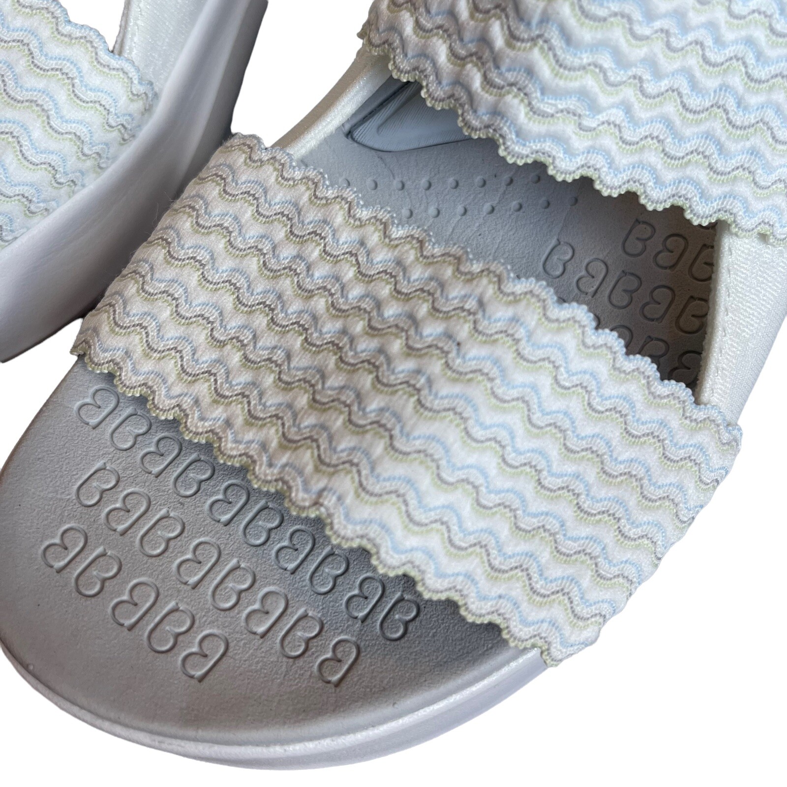 Bzees Plush Slingback Sandals shoes Women’s Size 8M White New