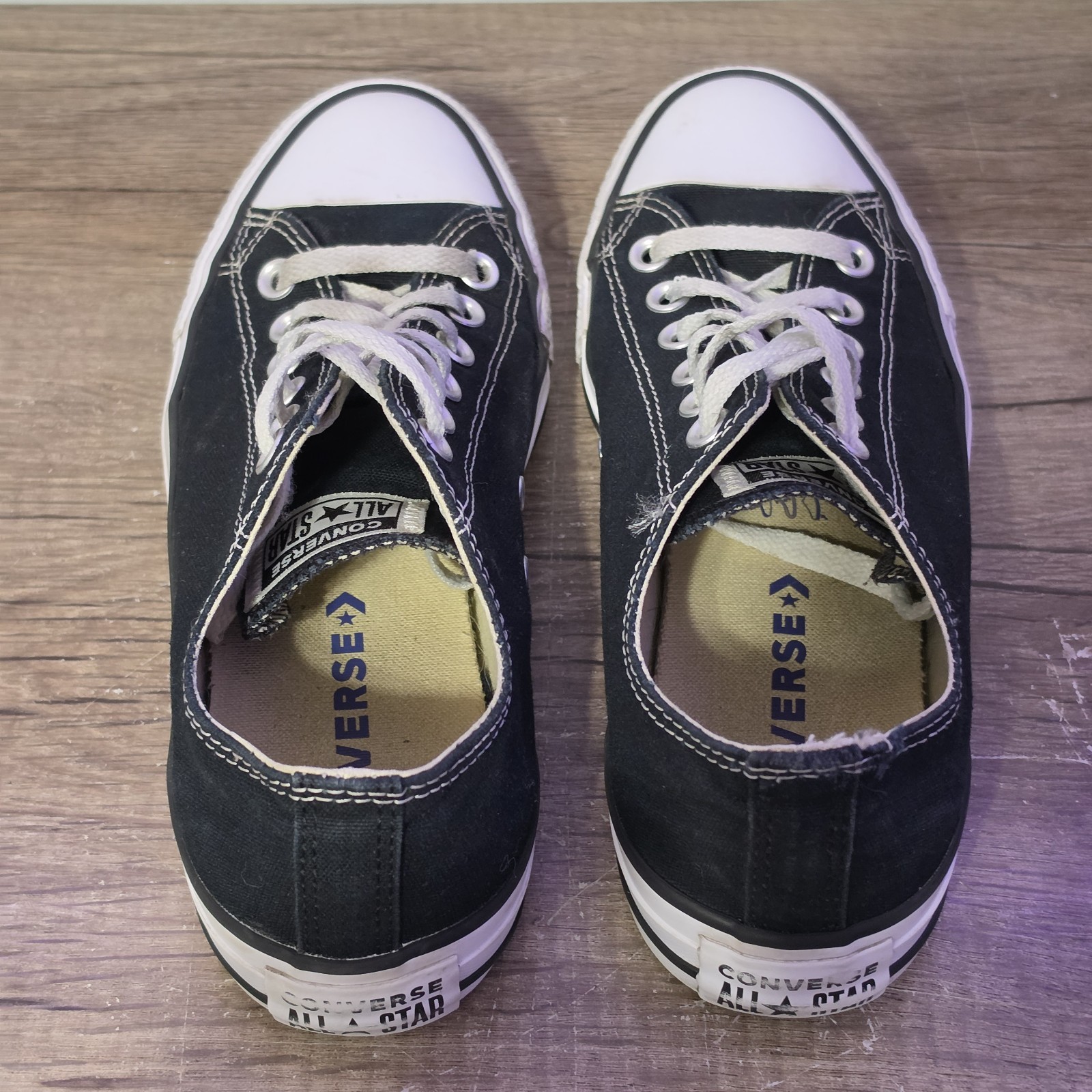 Converse Chuck Taylor All-Star Low Top Women’s Shoes Sneakers Size 8.5 Black
