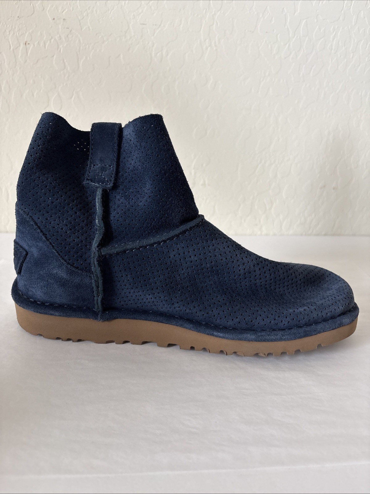 UGG Classic Unlined Mini Perf Boots Blue size 7