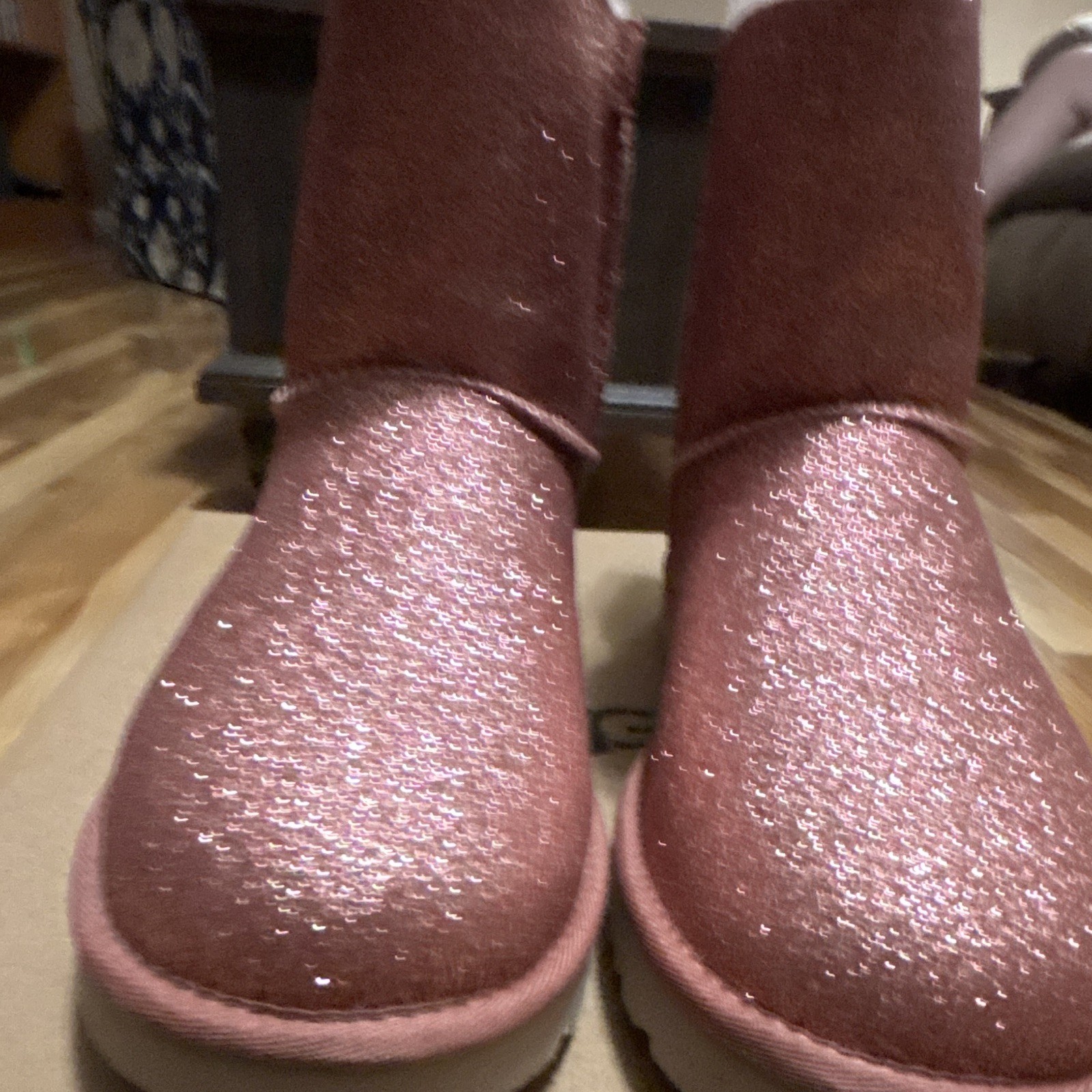 UGG Mini Bailey Bow Sparkle Suede Sheepskin Ankle Boot Pink Women’s 11