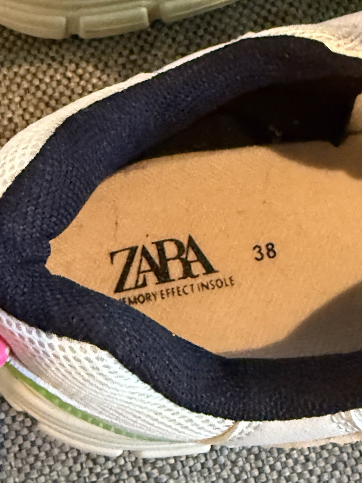 ZARA Women’s Low Top Athletic Sneakers White/Green/Pink Mesh Lace Up