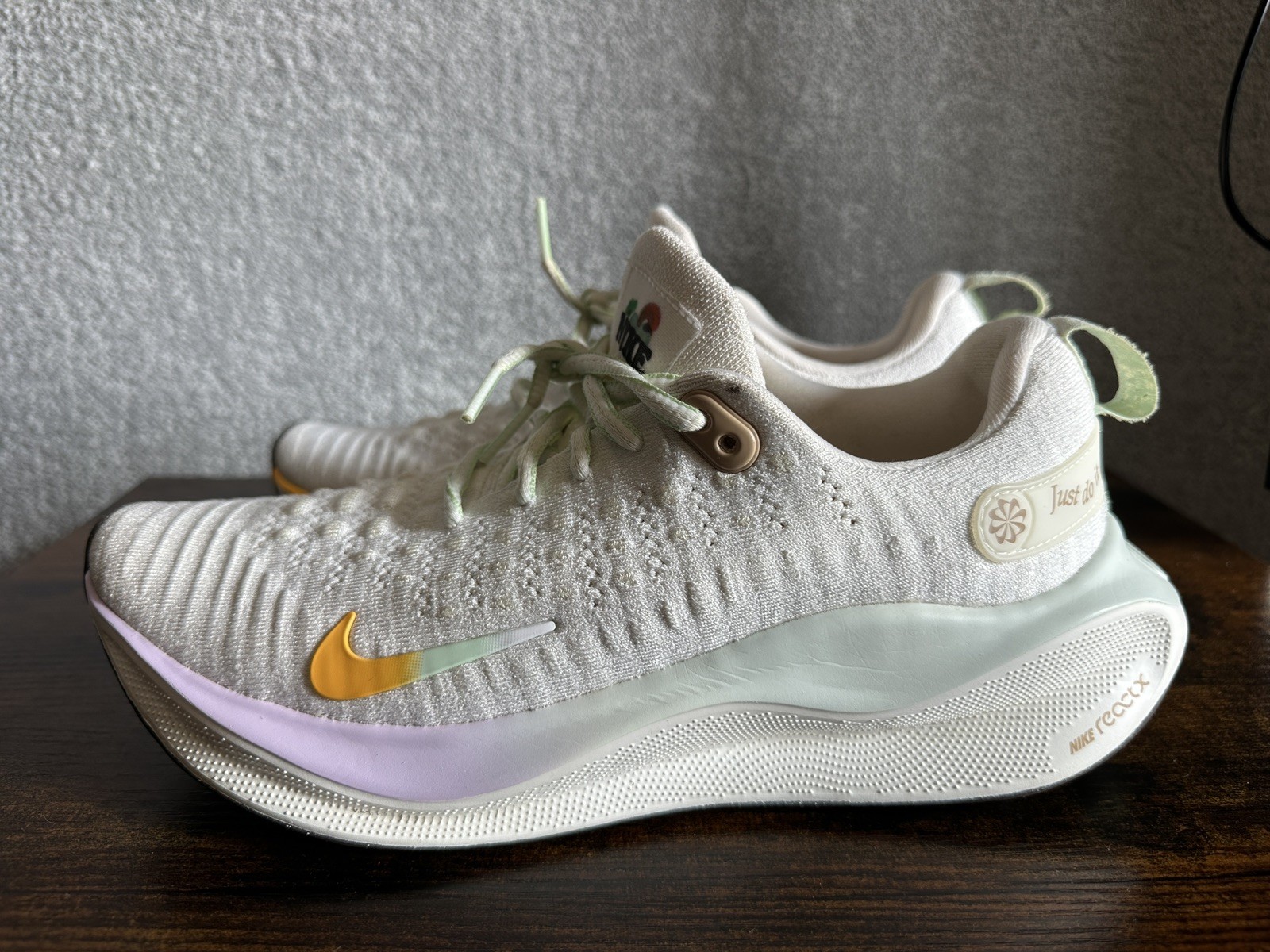 Nike ReactX Infinity Run 4 Size 8.5 Womens White Vapor Green Running Shoes