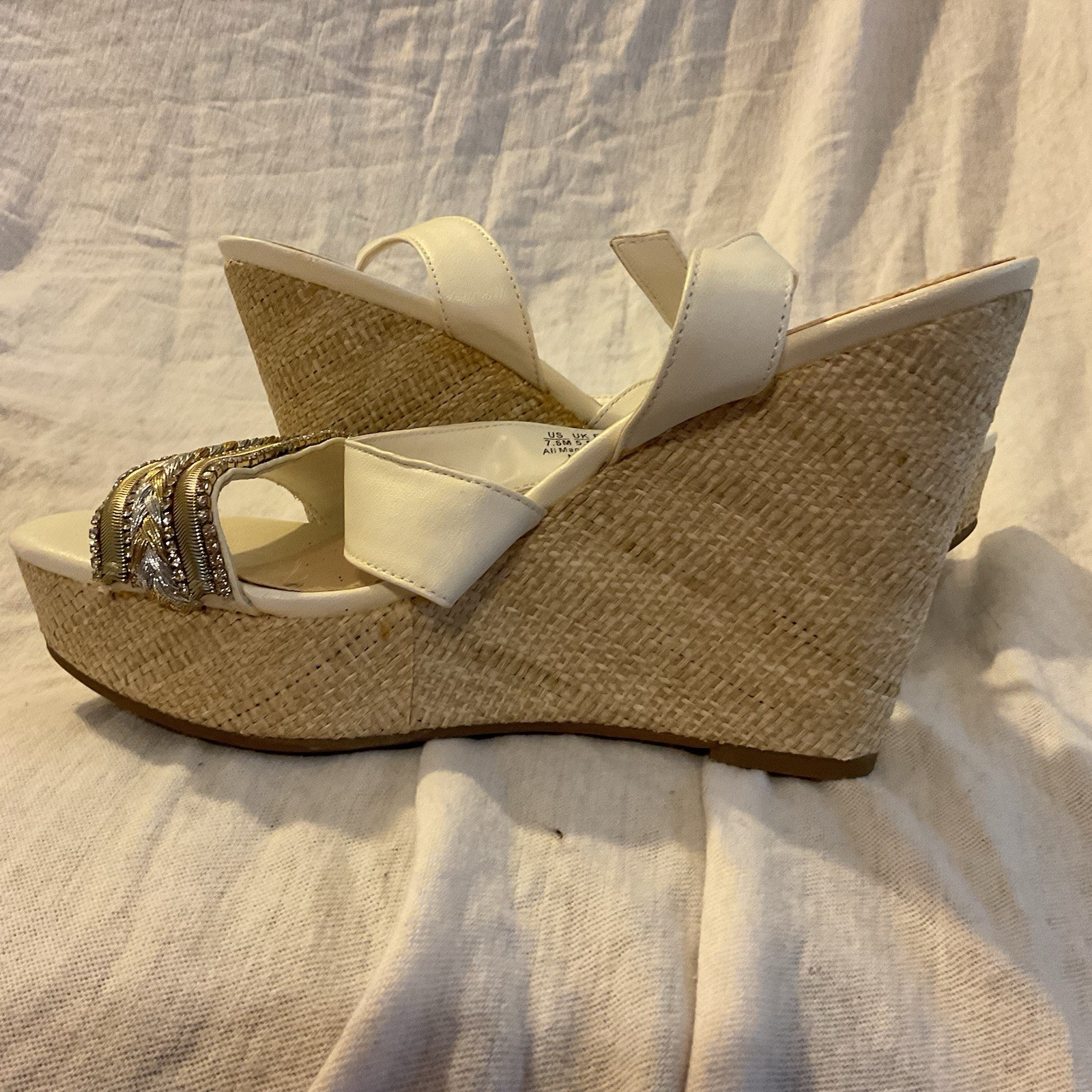 Fergalicious Womens White Wedge Sandals Rhinestone Strappy Buckle US 7.5