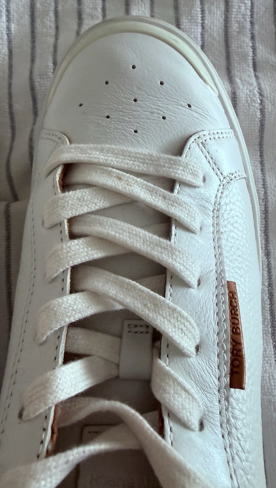 TORY BURCH Ladybug Leather Sneakers White Good Condition Sz 10 Org Price $300