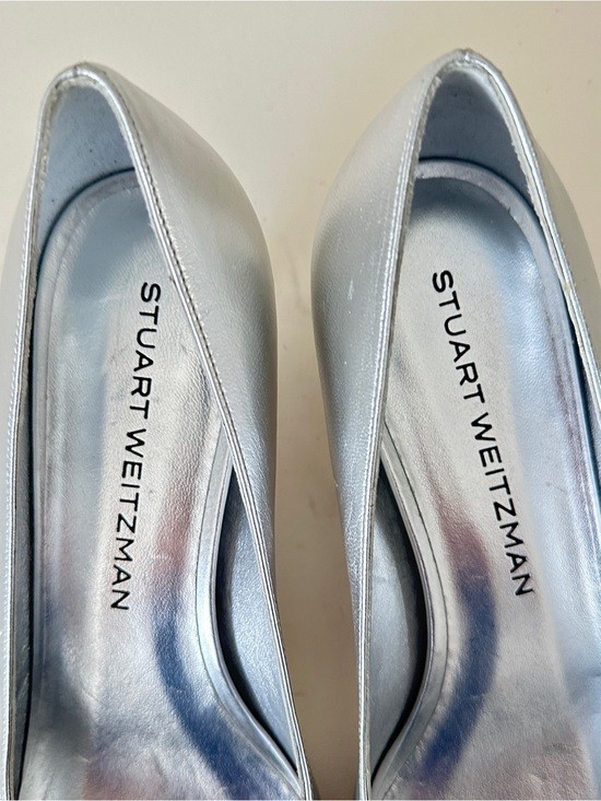 NEW Stuart Weitzman Eva 35 Silver Leather Pointed-Toe Kitten Heel Pumps, Sz 8.5