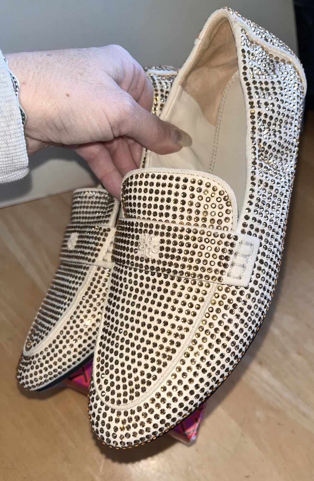 Tory Burch Champagne Crystal Covered Cream Suede Ballet Flats Loafer Sz 7.5 EUC!