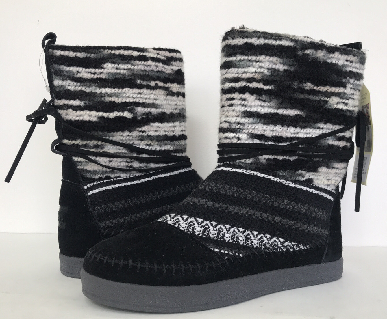 NWT TOMS Women’s Size 6 Nepal Suede Textile Mix Knit Boots Bootie Black New 6M