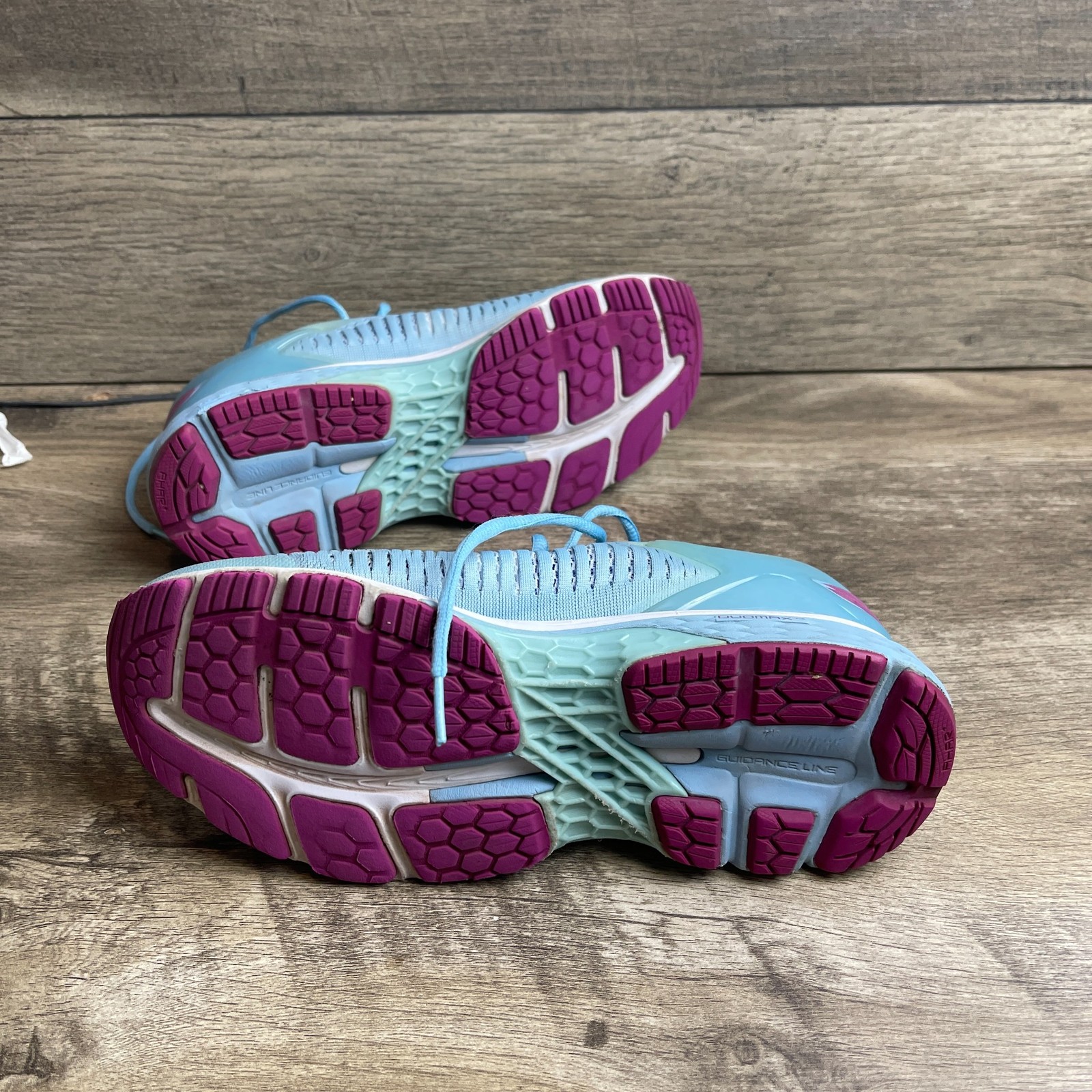 Asics Gel-Kayano 25 1012A026 Womens 8.5 Running Shoes Blue Skylight Sneakers