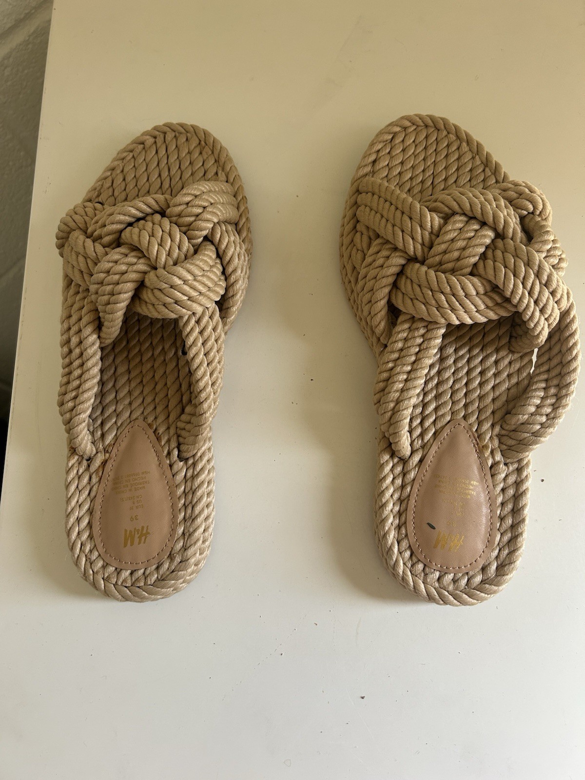 PF2 Women’ H&M Woven Beige Chunky Straw Raffia Natural slide on Sandals 8 / 39